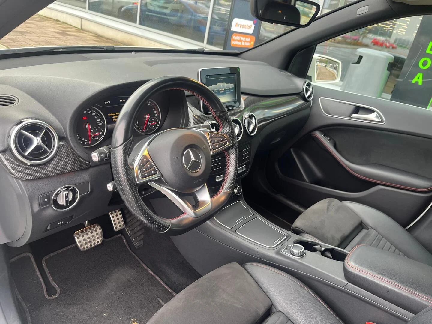 Car Image - 4DLZpW0ZOsKtf0oaGRj1Wb