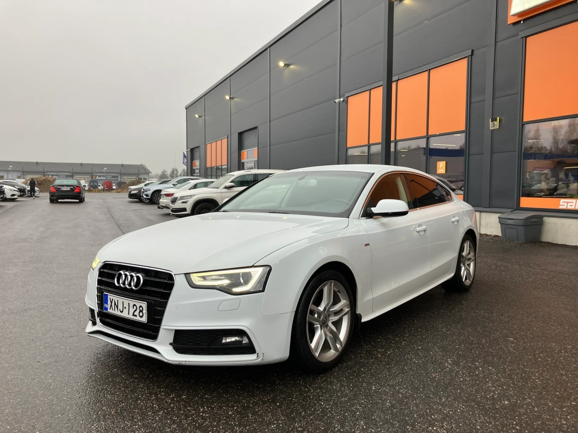 Car Image - 57X4EbDajx3tfq3mw9ukJ1