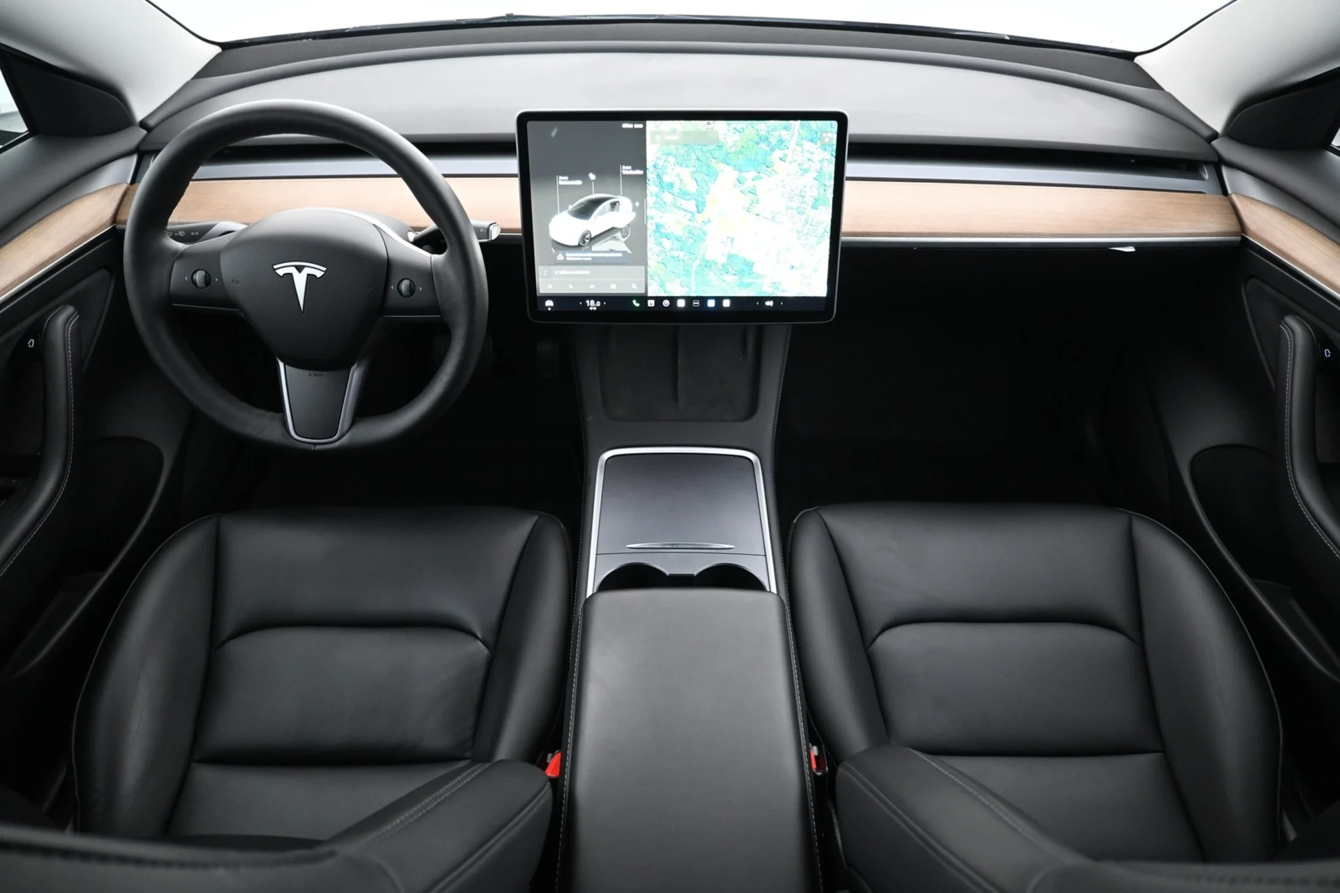 Car Image - 140MBpQPjLUu94iEeTkHE2