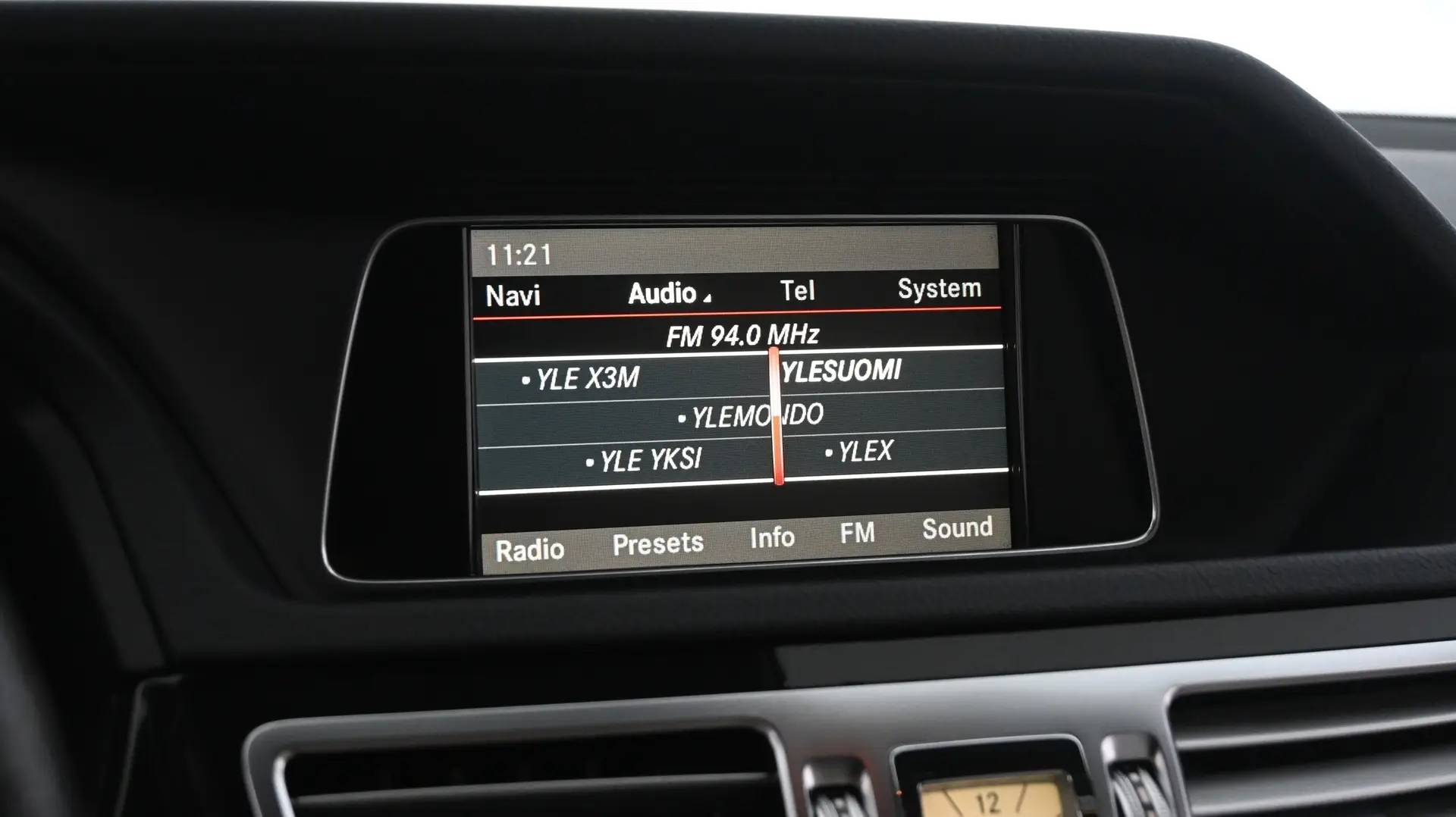 Car Image - 2mEZp0EECoVhoib6nIqfyI