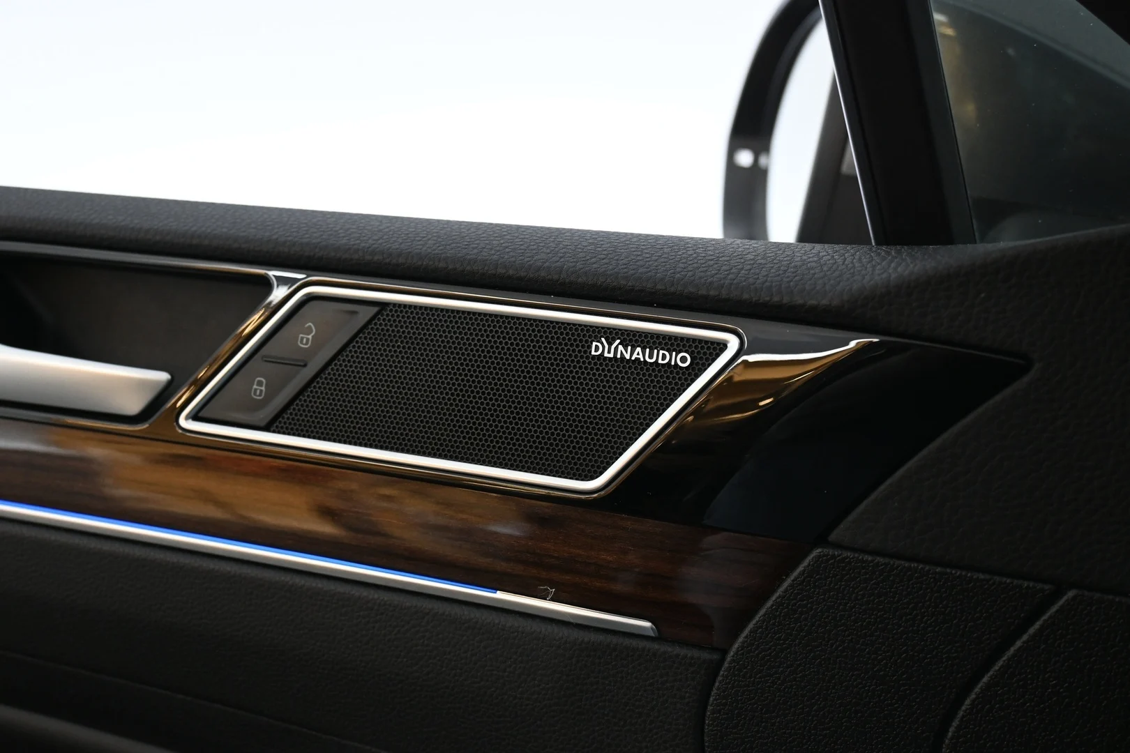 Car Image - 5okmcaeFxF99n2pVft59g1