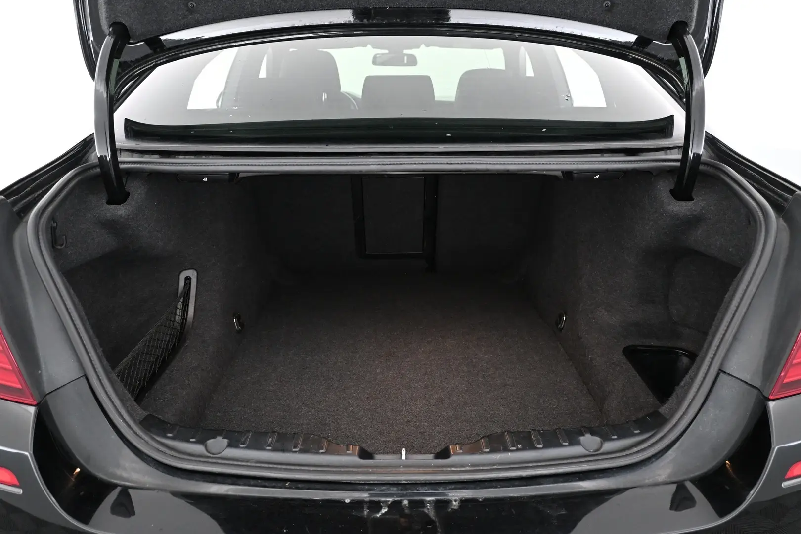 Car Image - 45cckX4zjpPbY6ChY2hg3i