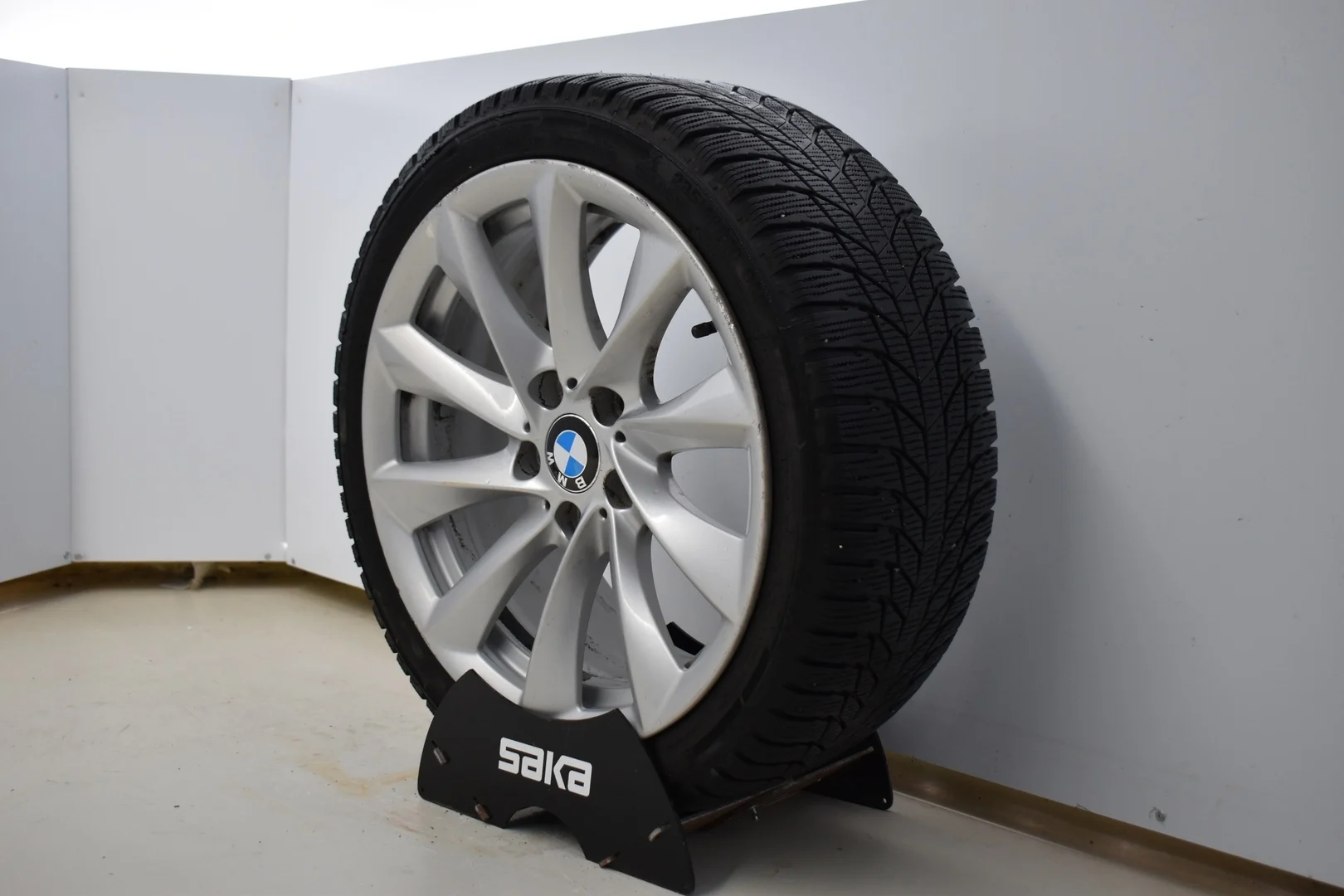 Car Image - 6ZdzVTsRxfkqzrURMAE1I2