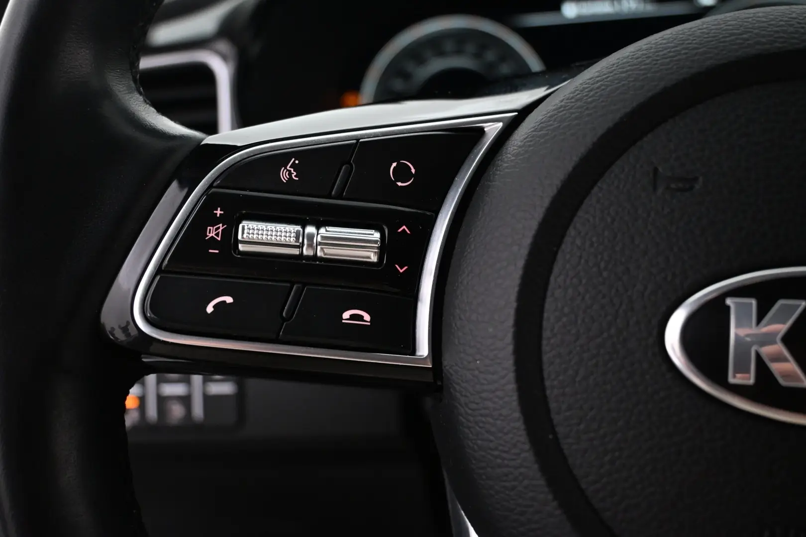 Car Image - 2UPOAuEwuul3RtR3RWdcyH