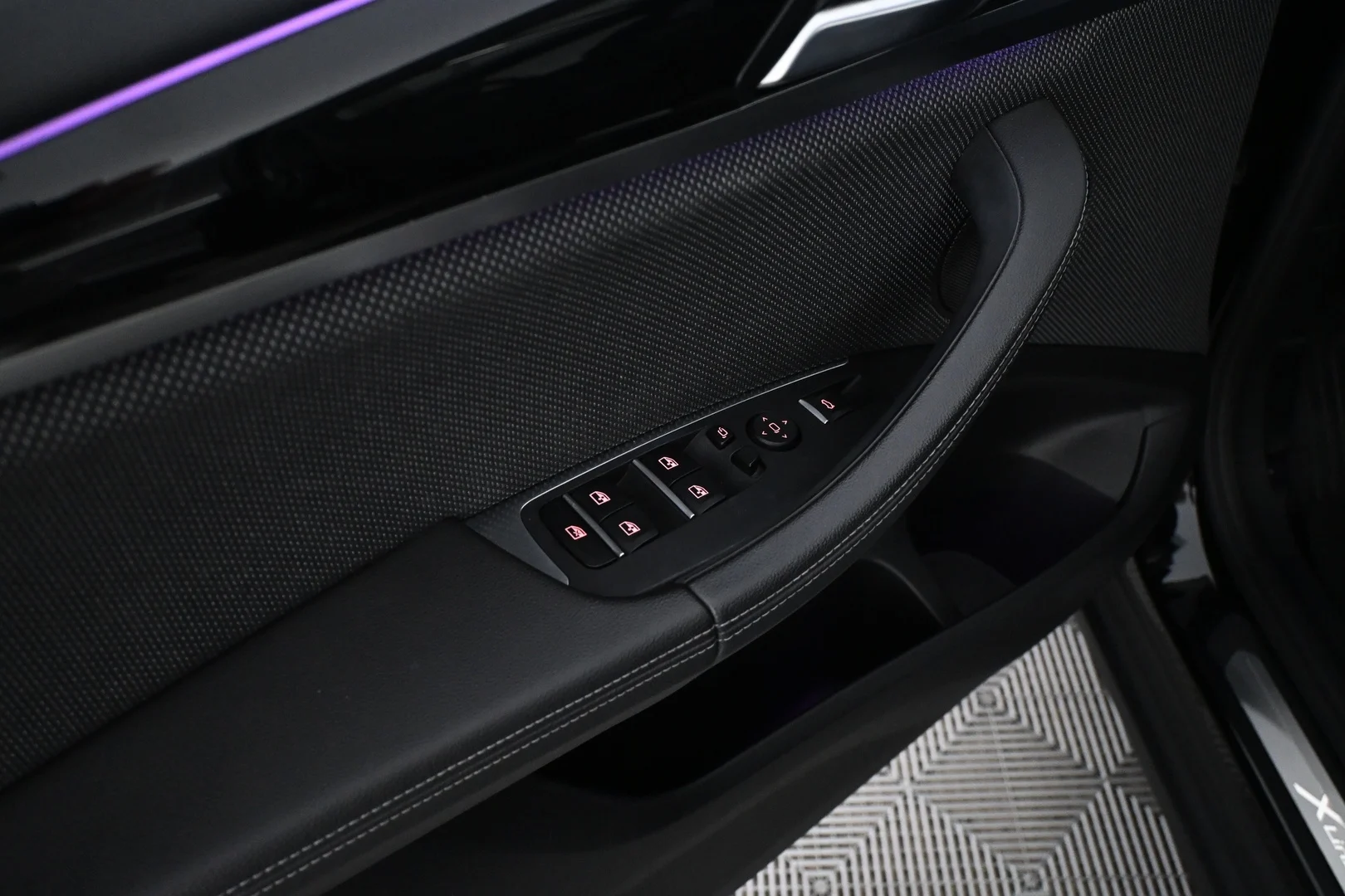 Car Image - 66tokBr6q5xTfGCjZ0YuU2