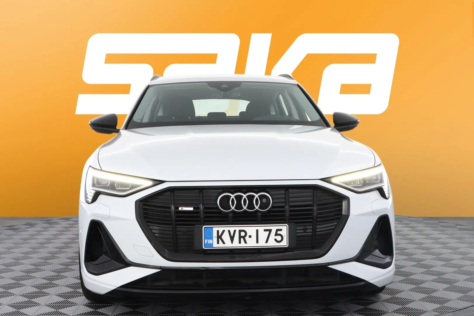 Car Image - 6llDr0O4cYsOYegXKb1o3O
