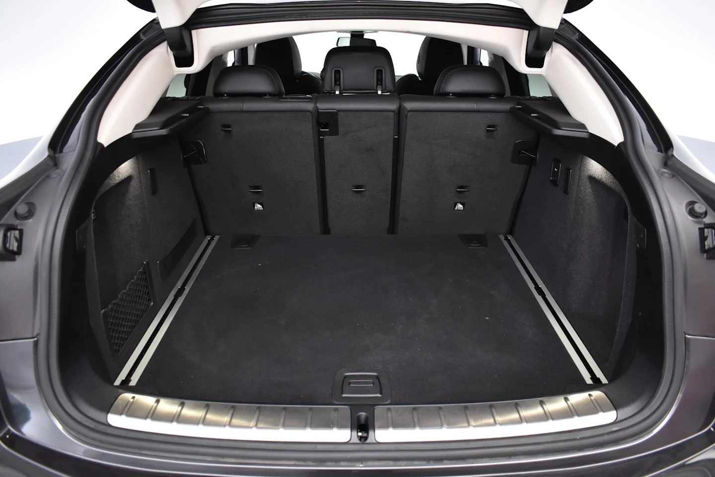 Car Image - 4dNVP0rMG39q8JESkqjCt4