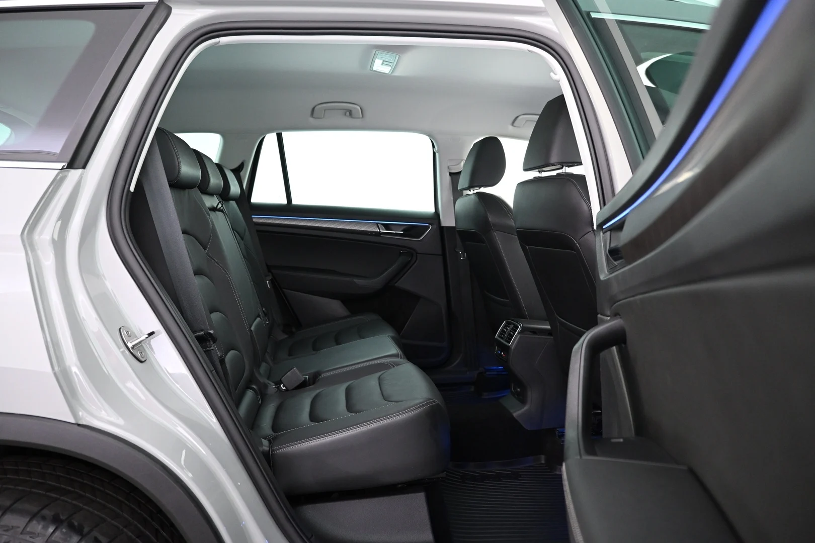Car Image - 1AHYbP0IHUkA2QK9XZSiHV