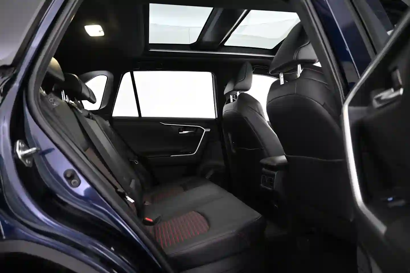 Car Image - 39q31K8lSuTPt7pXunwjo8