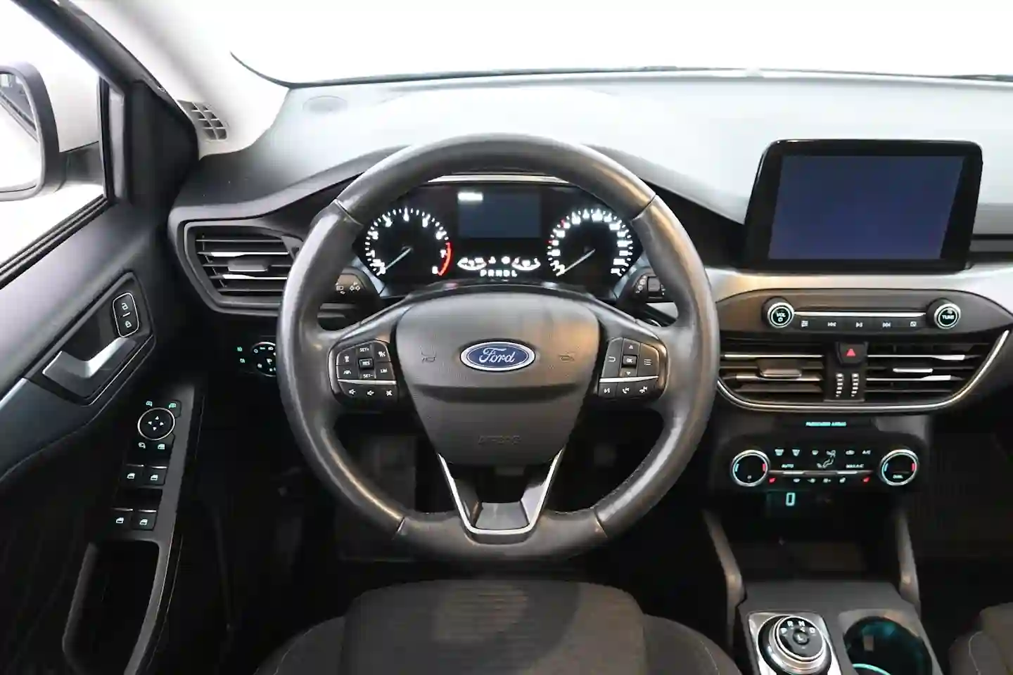 Car Image - 20DaRFrVug2BgdBYiwq86Z