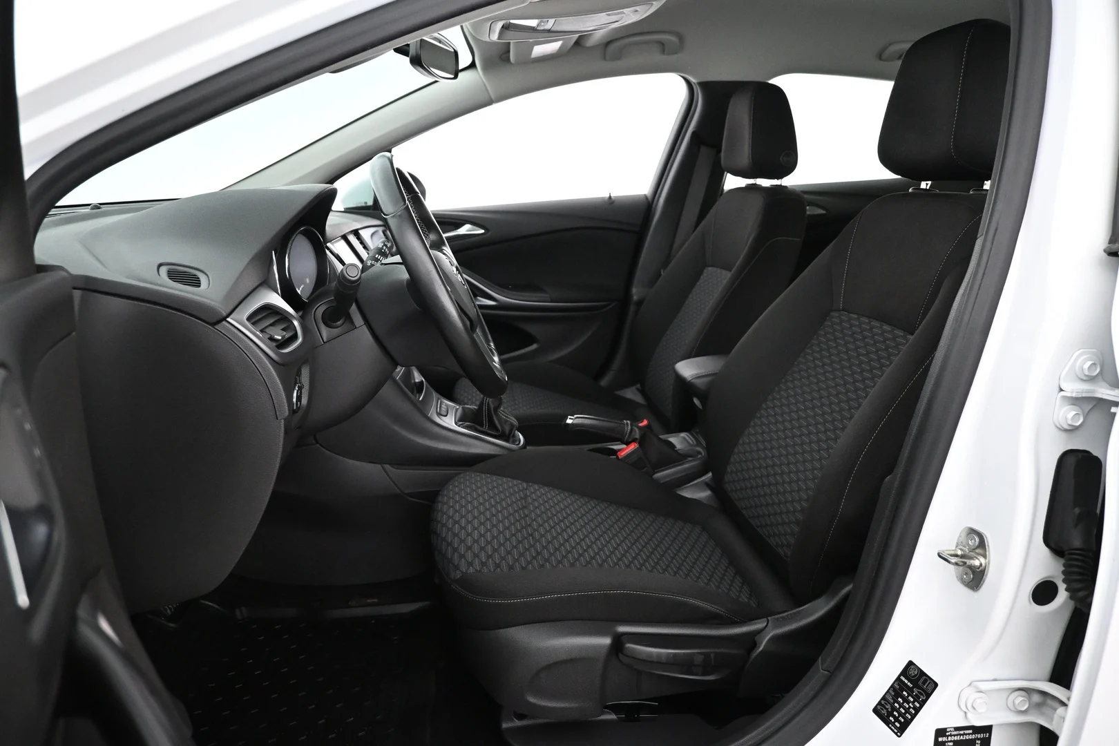 Car Image - 523liGHIZ9tAfQh1cjvi1Q
