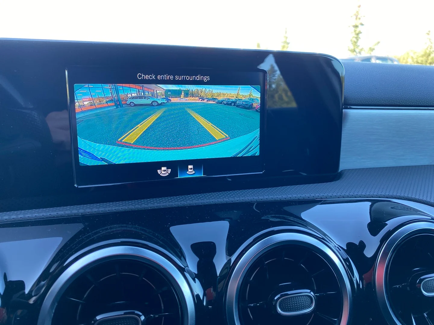 Car Image - d4MY8lH8E1iLA13B0gbR9