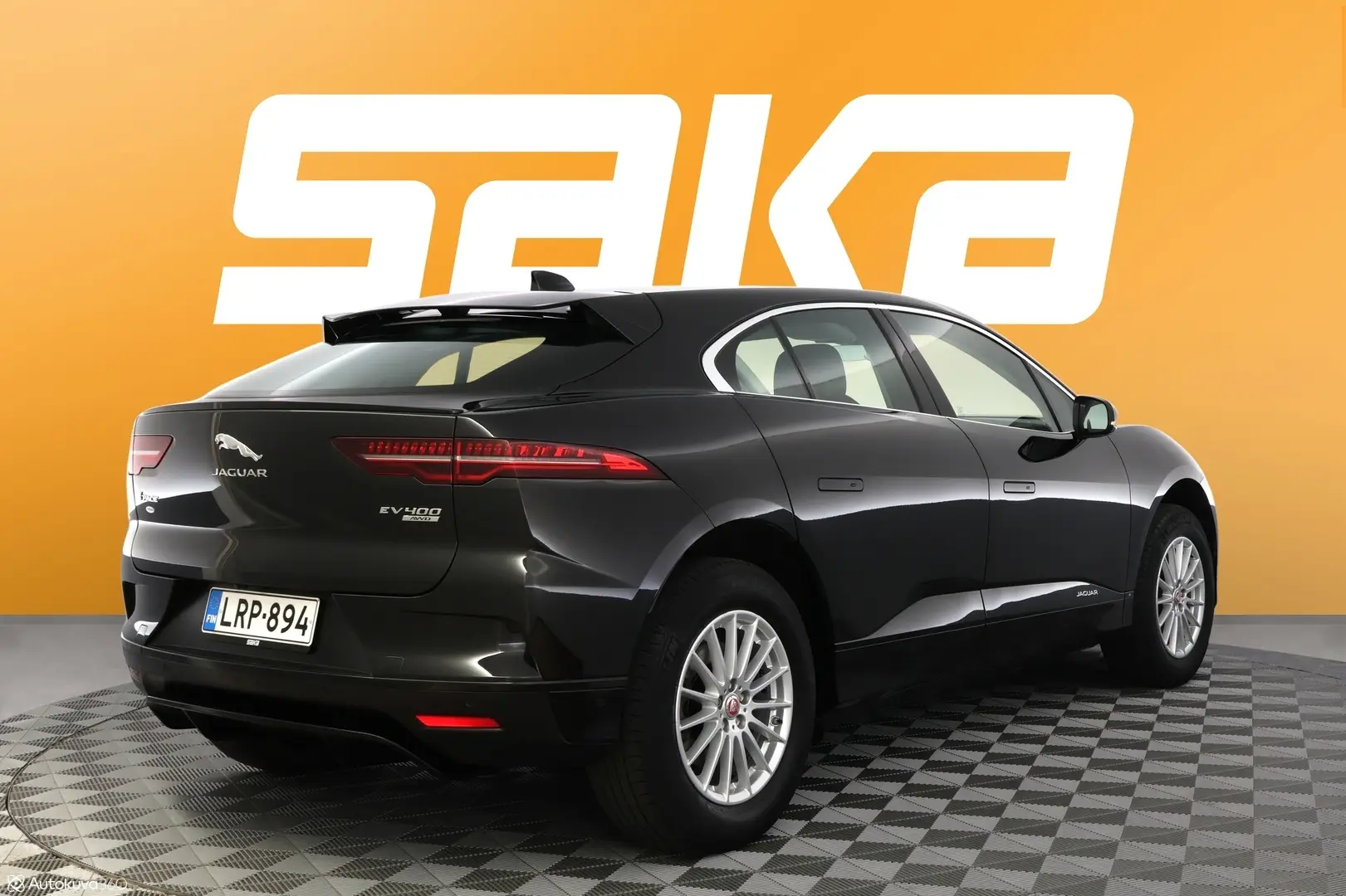 Car Image - 7CxCasGOnmChsGmOVMVRMo