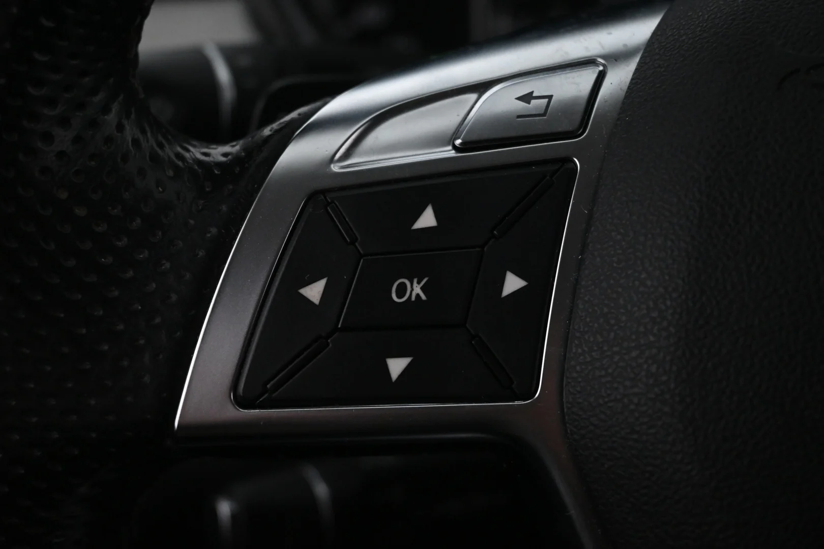Car Image - 6yv0T4Dn7tKuULO2QjHdwQ