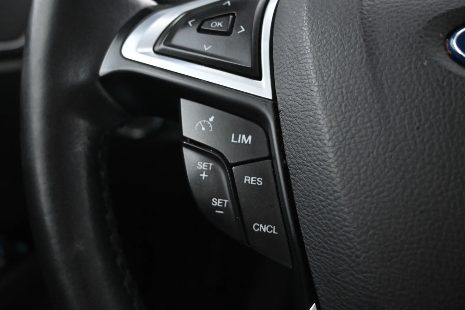 Car Image - 6Q6nMgkAnVHWrgrRfKv33s