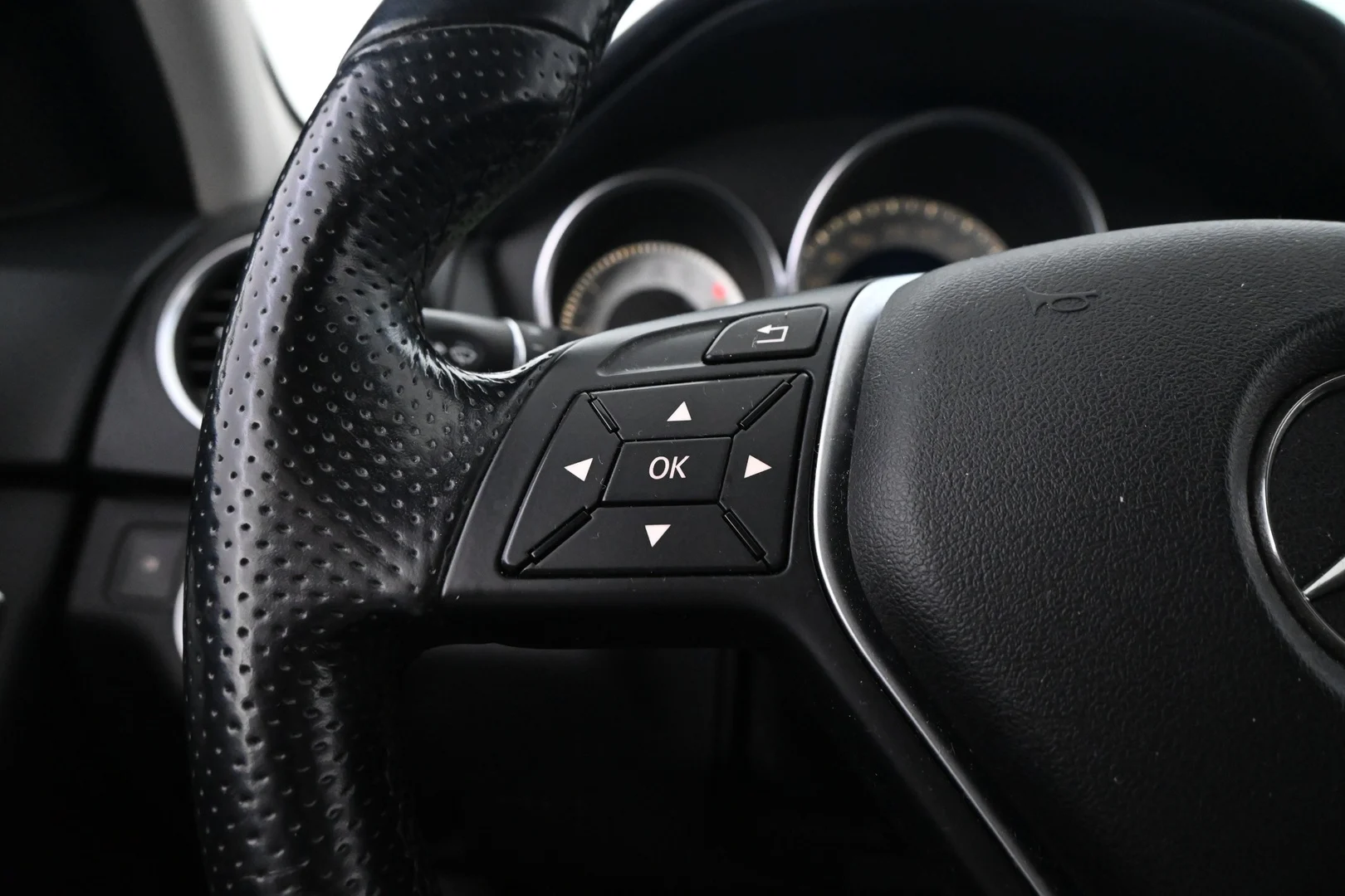 Car Image - 7nGIx8Z9BCyBrwIvFjDLn