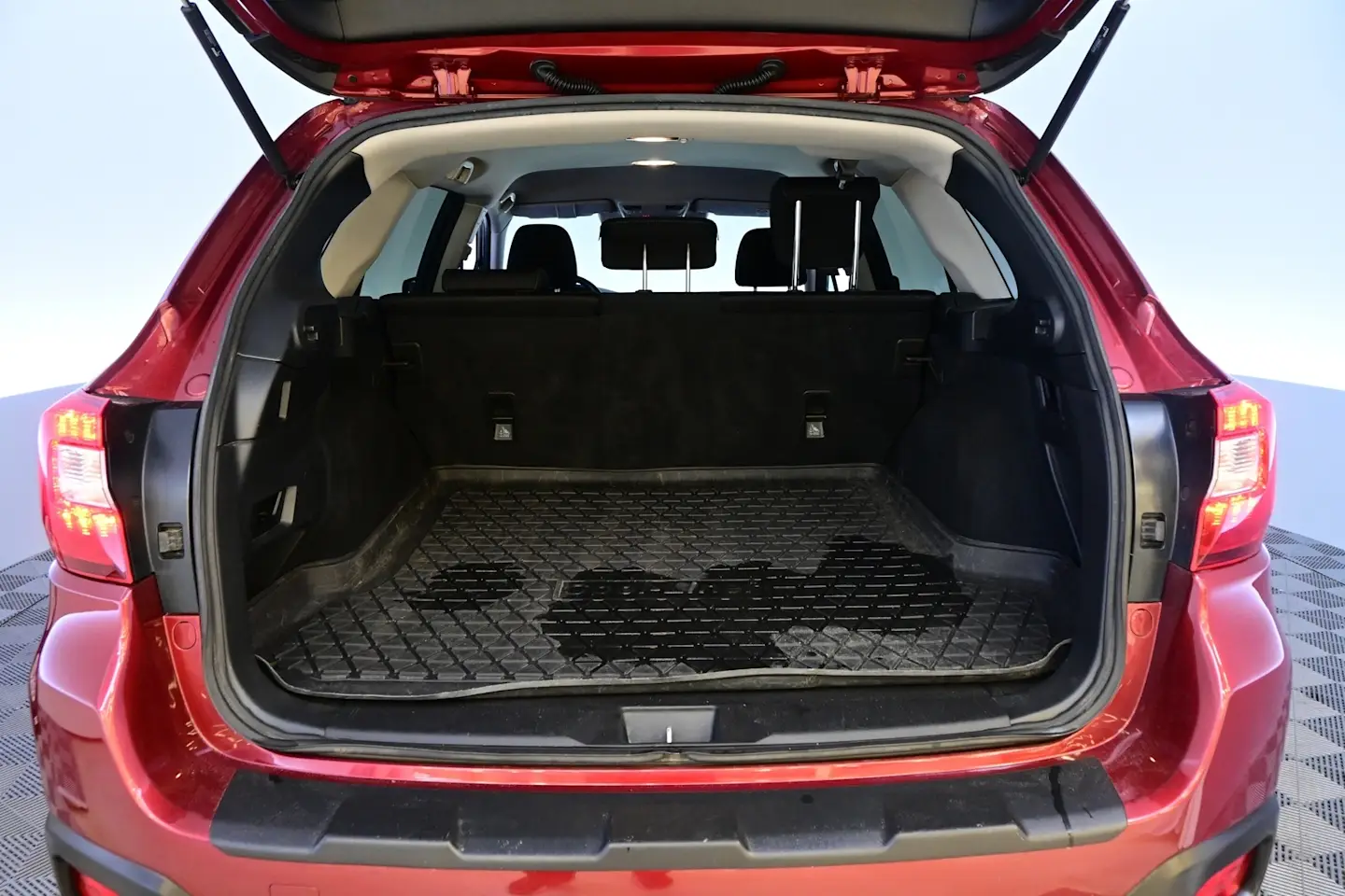 Car Image - 5WMZaQVyM9aWiJJshHRvGn