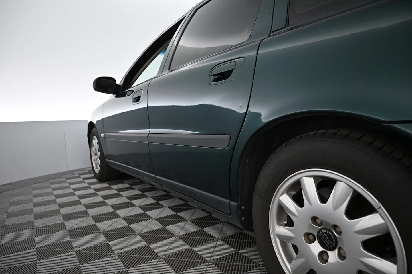 Car Image - 5t4R6nr14Y3G5nNIx2jYJQ