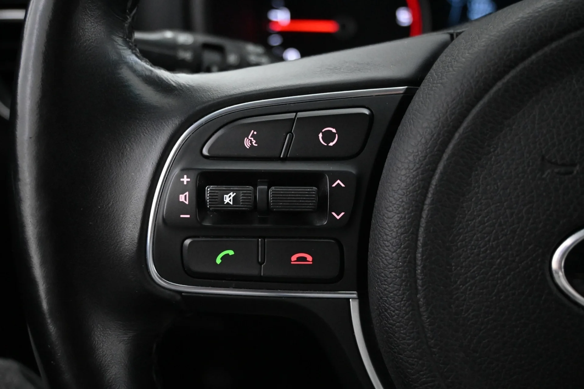 Car Image - 41gk8OyZEOoQEBfnRYl8gZ