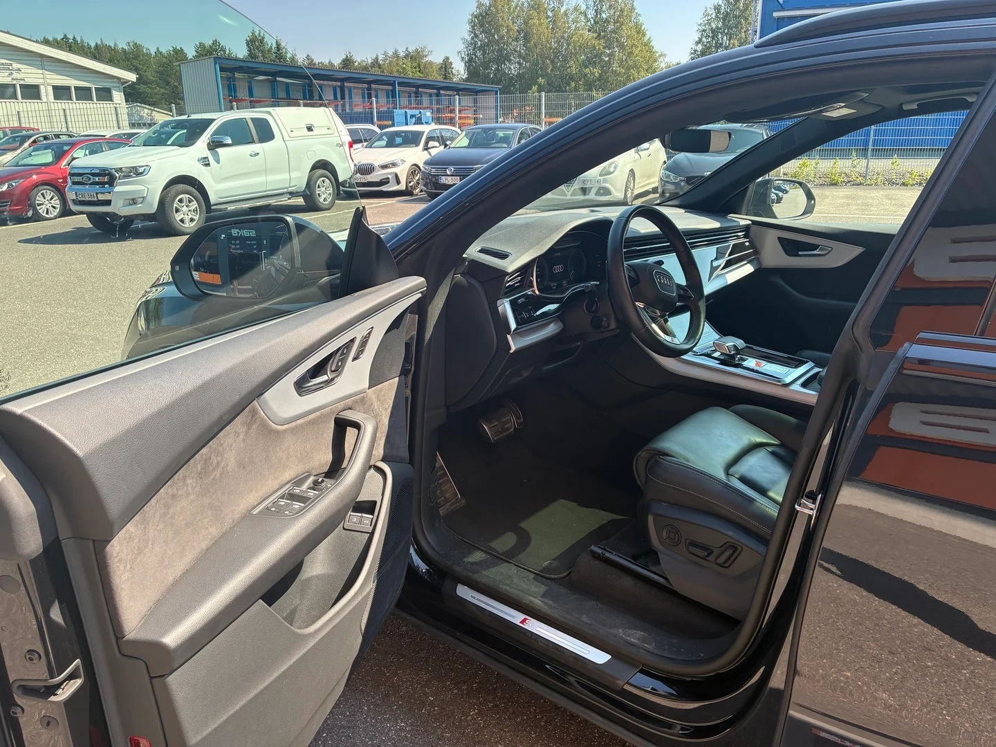 Car Image - 1qfI4qBRD05zFUSeRRjZOm