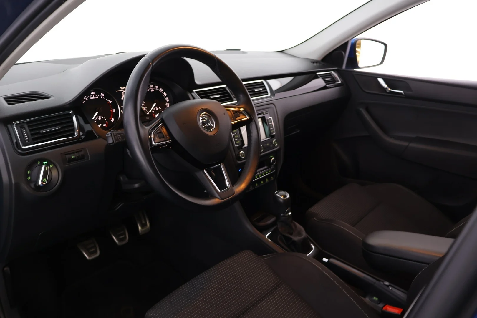 Car Image - 2ol3rFYDIyNrD53CYK4n24
