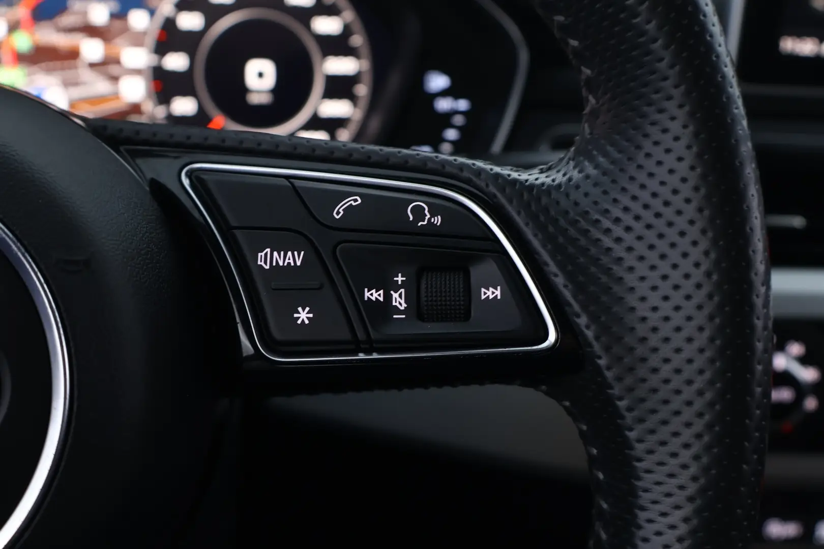 Car Image - 30ww6dfrPnKHOVl7iO23ed