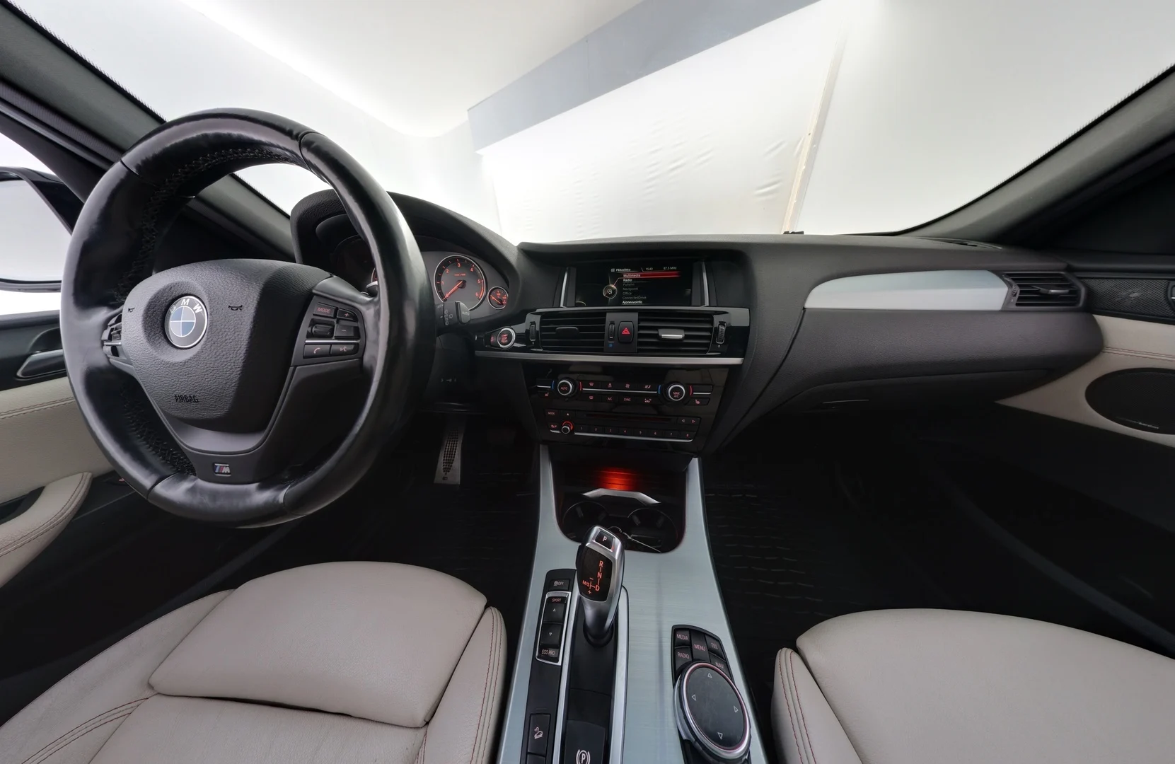 Car Image - b4XYh5lutptVZL0xpKLvK