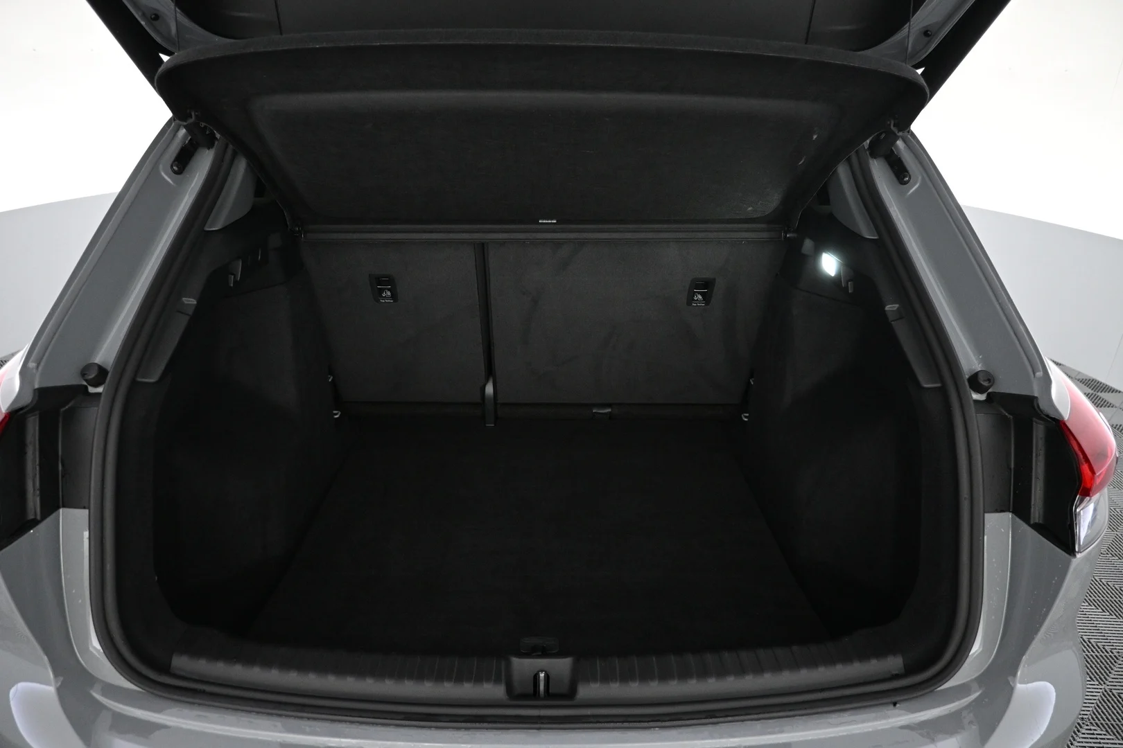 Car Image - 6RQd9afZG4efeDE1Xi7VRi