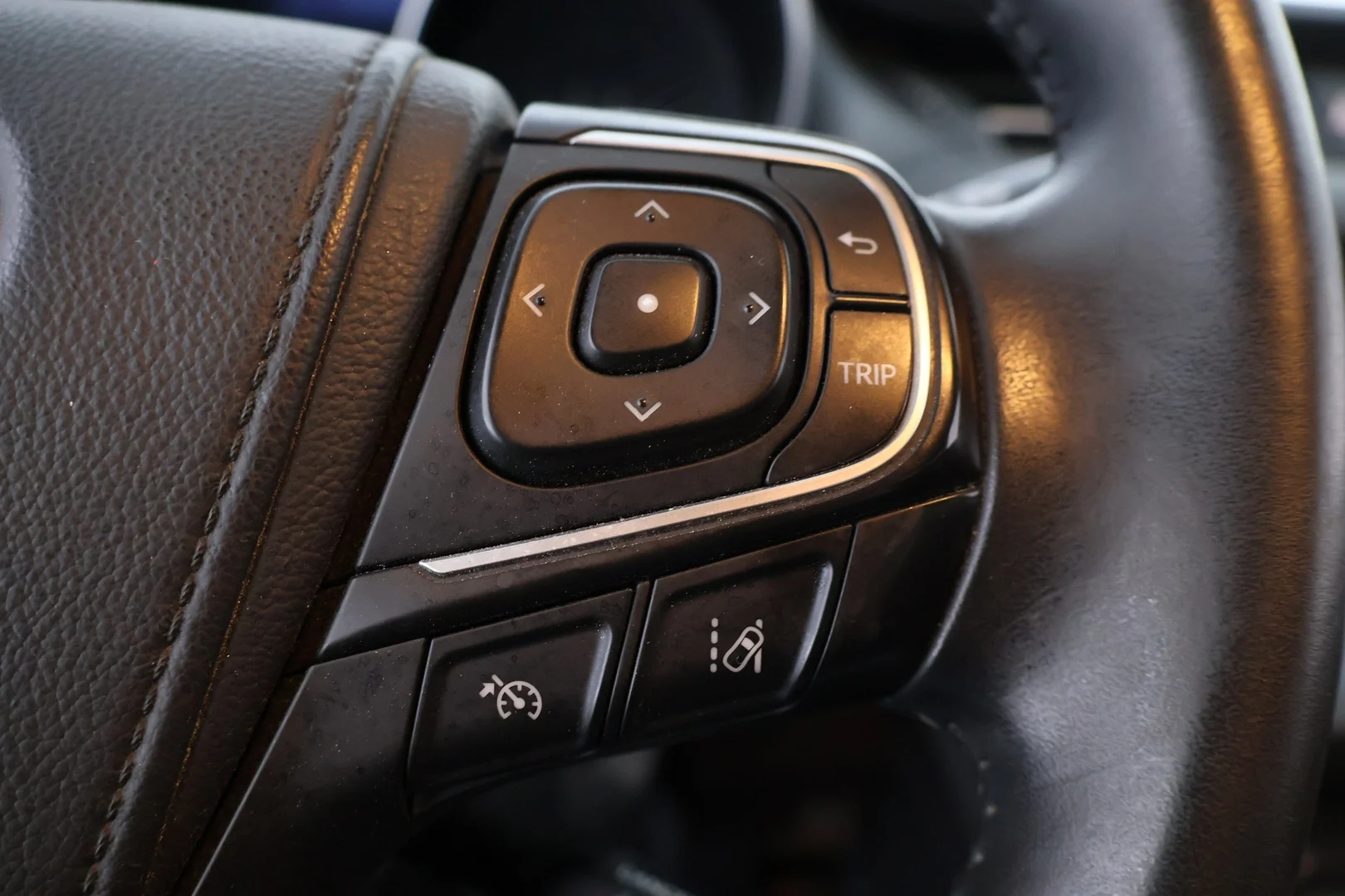 Car Image - 1e9IoSSh20jtRuiEIC0XiH