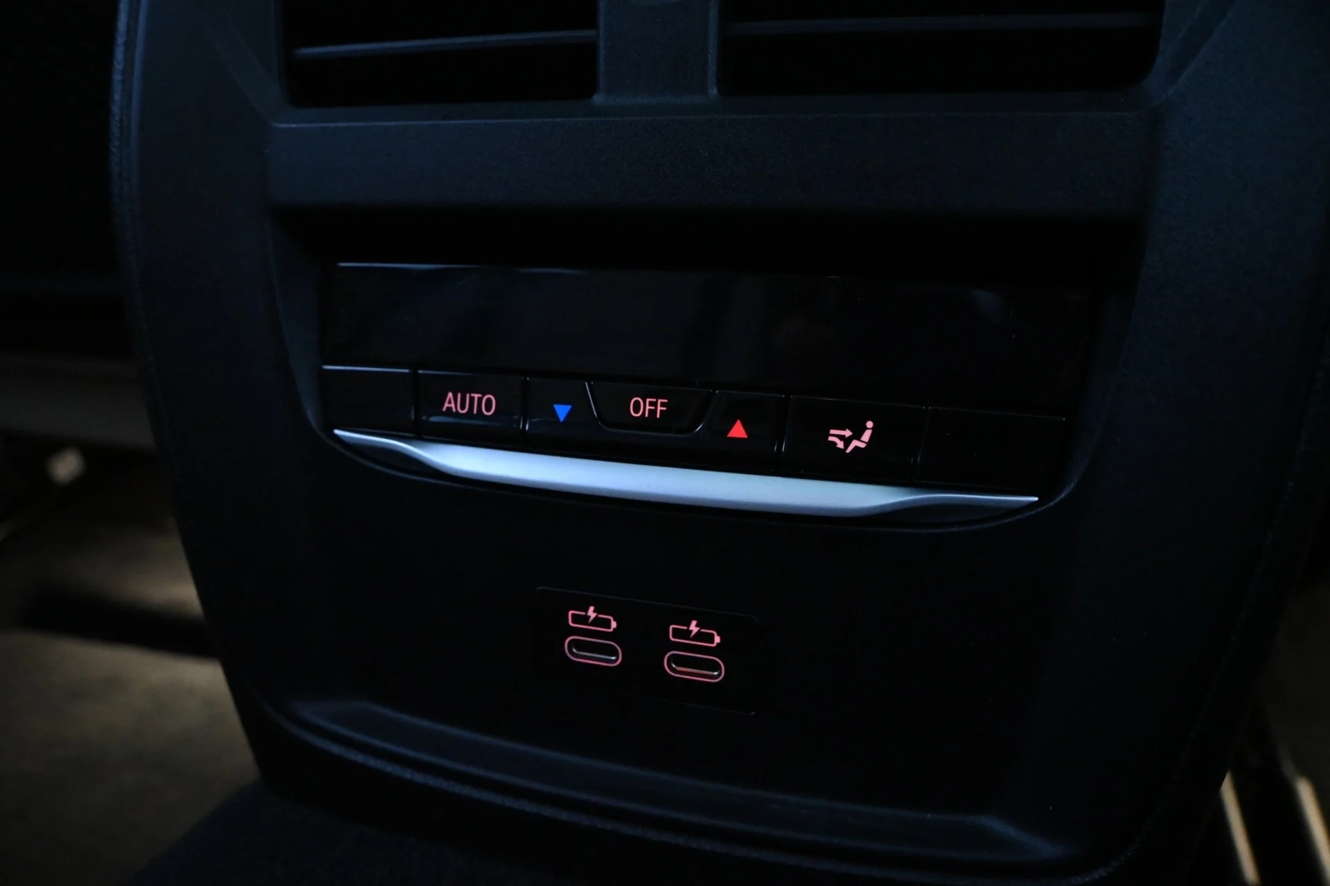 Car Image - 4U20OIdKq4iWmMTbx9bcyM