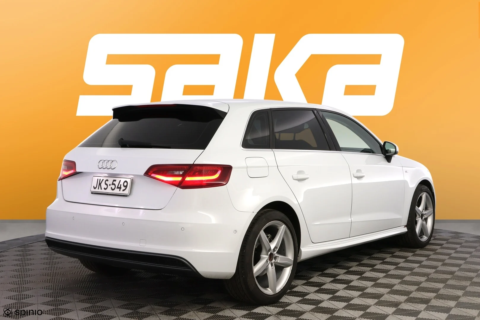 Car Image - 3vqlP0IzR5Zgzn5qOzUBla