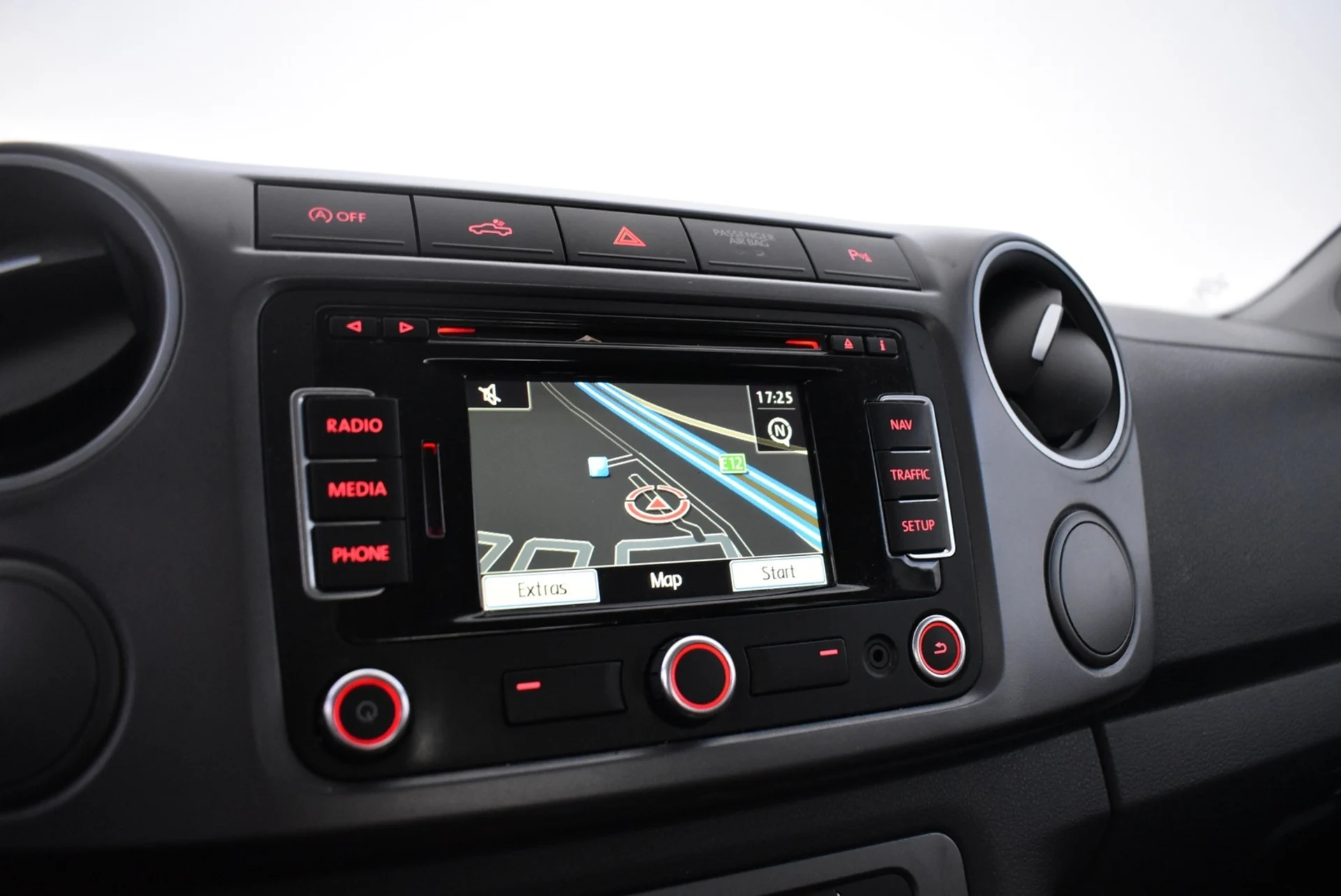 Car Image - 6QToImccpiL7ewhNyuqFxJ