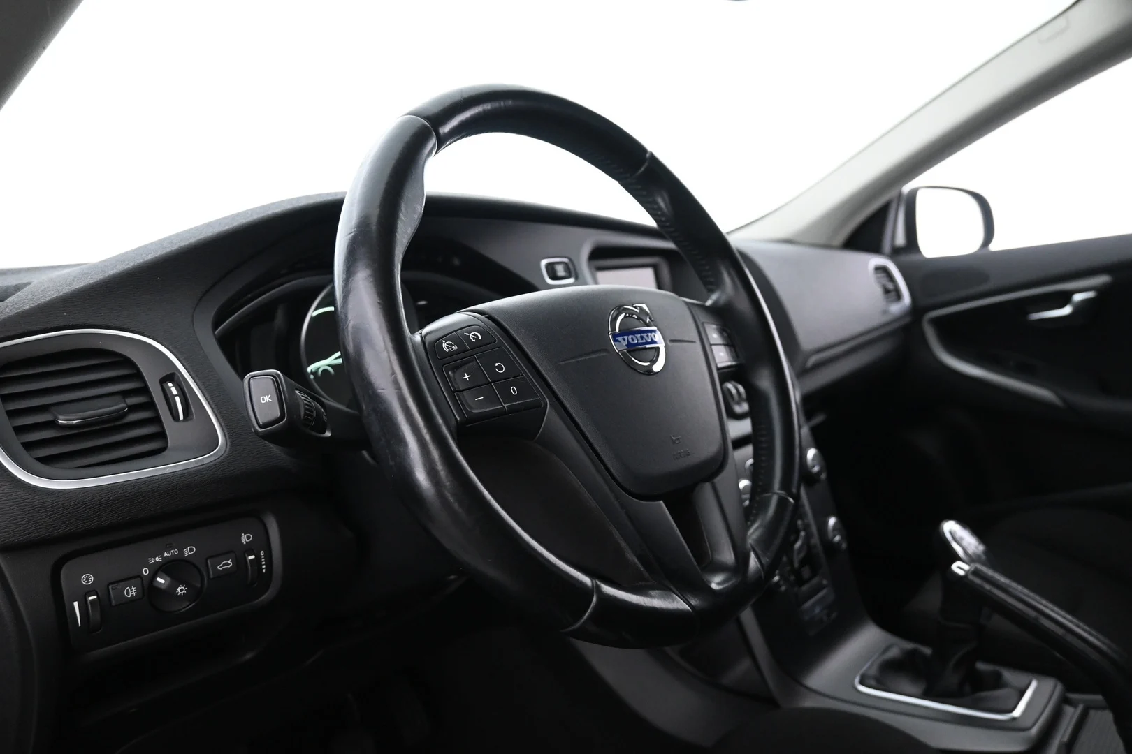 Car Image - 3mbiOmjdNILHF9fcxYU4xo