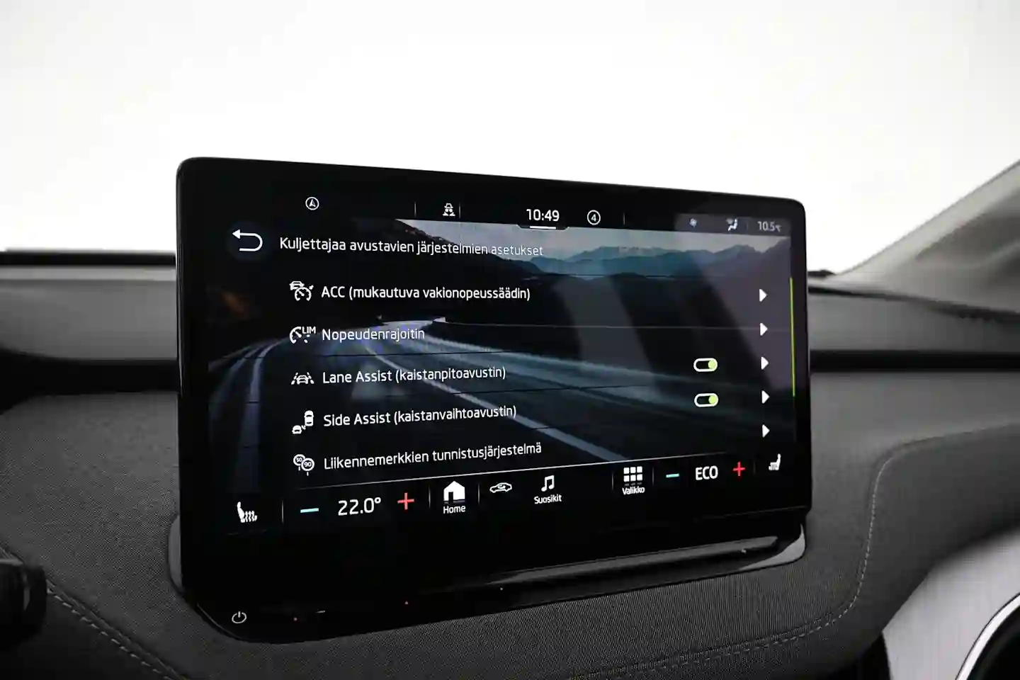 Car Image - Sx5FfyAITcq6GHgIKhwgO