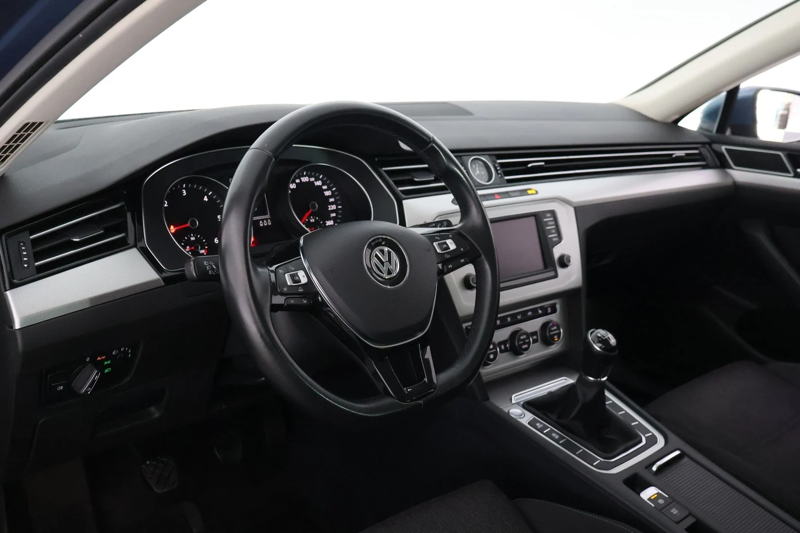 Car Image - gYQnADnfo8858KXRKjg7I