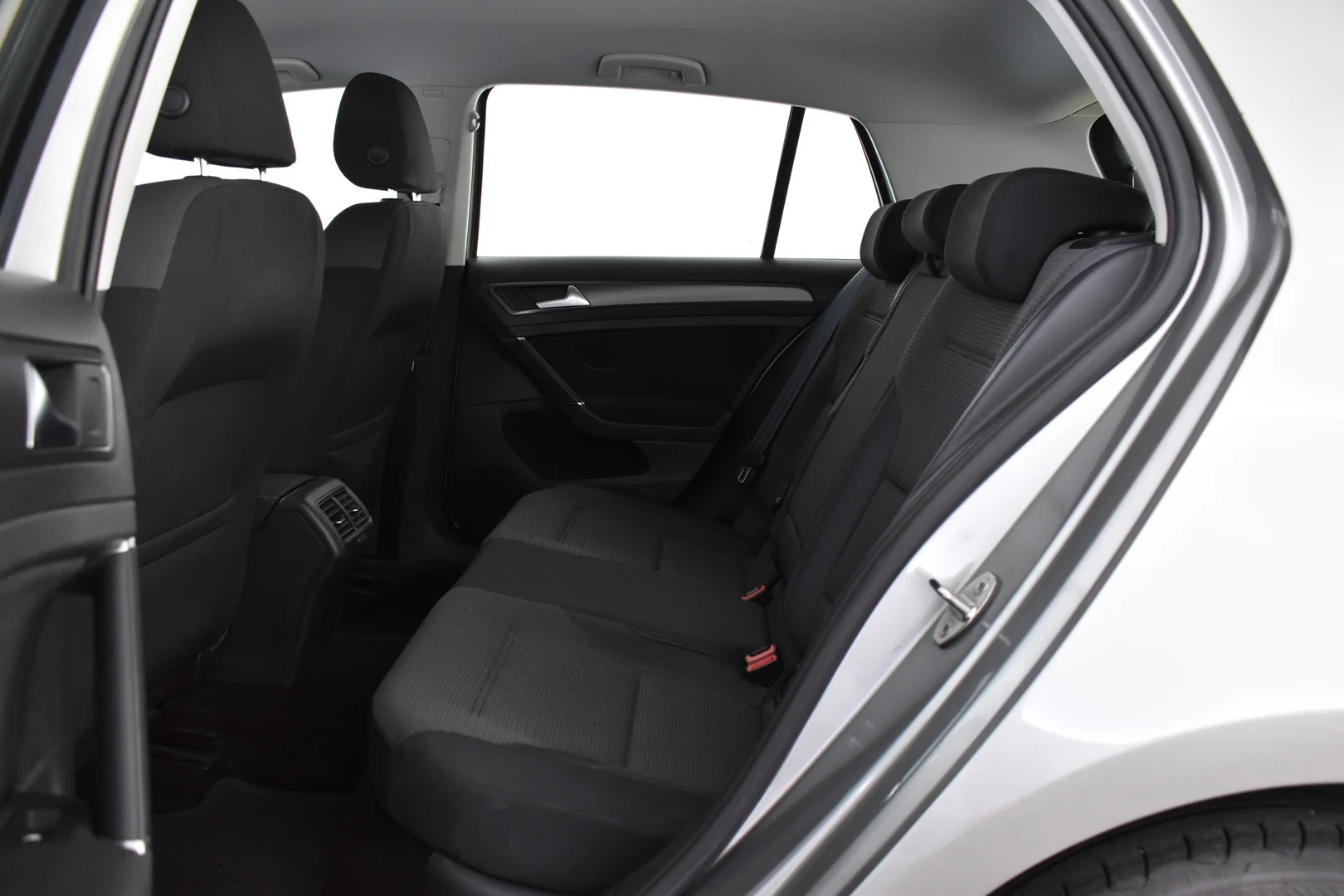 Car Image - 4ZxUJXWcaberfNYfIVtN32