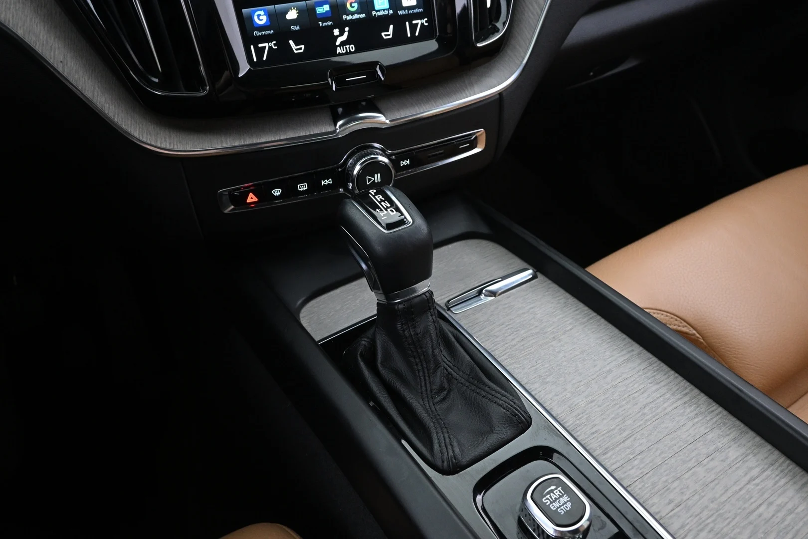 Car Image - 6n7DbnnDnJ0HikuwGhZUDe