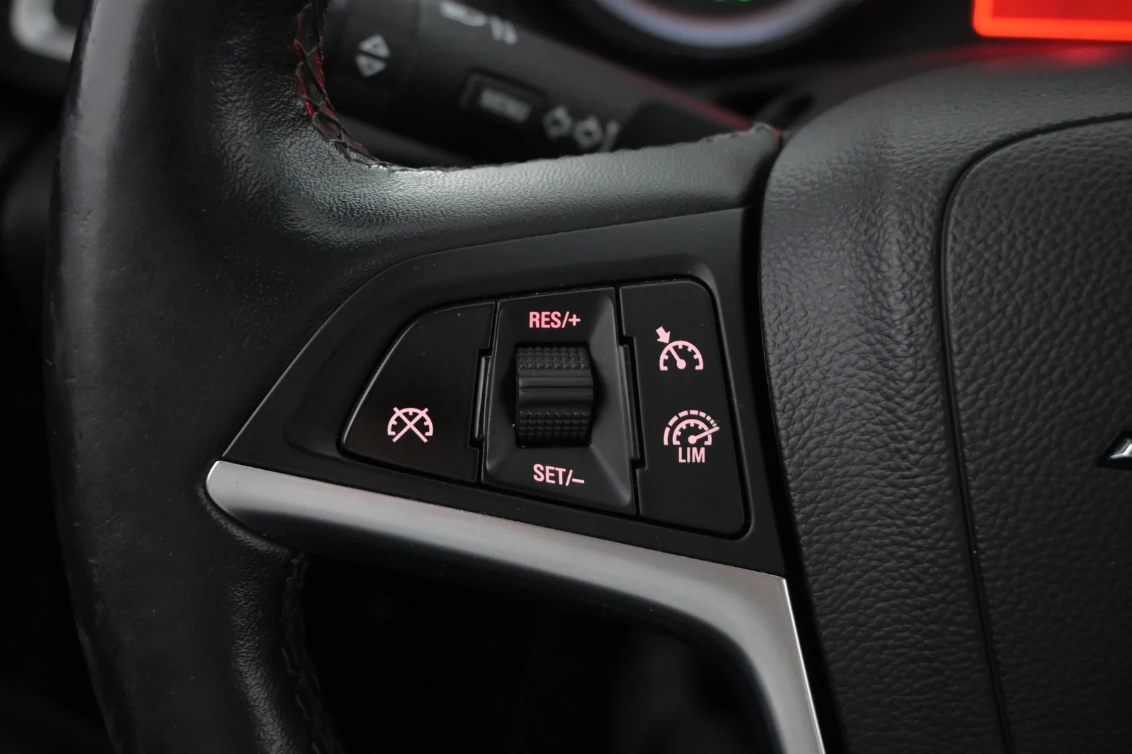 Car Image - 1c0ridsHoWXmBsCcXIlUft