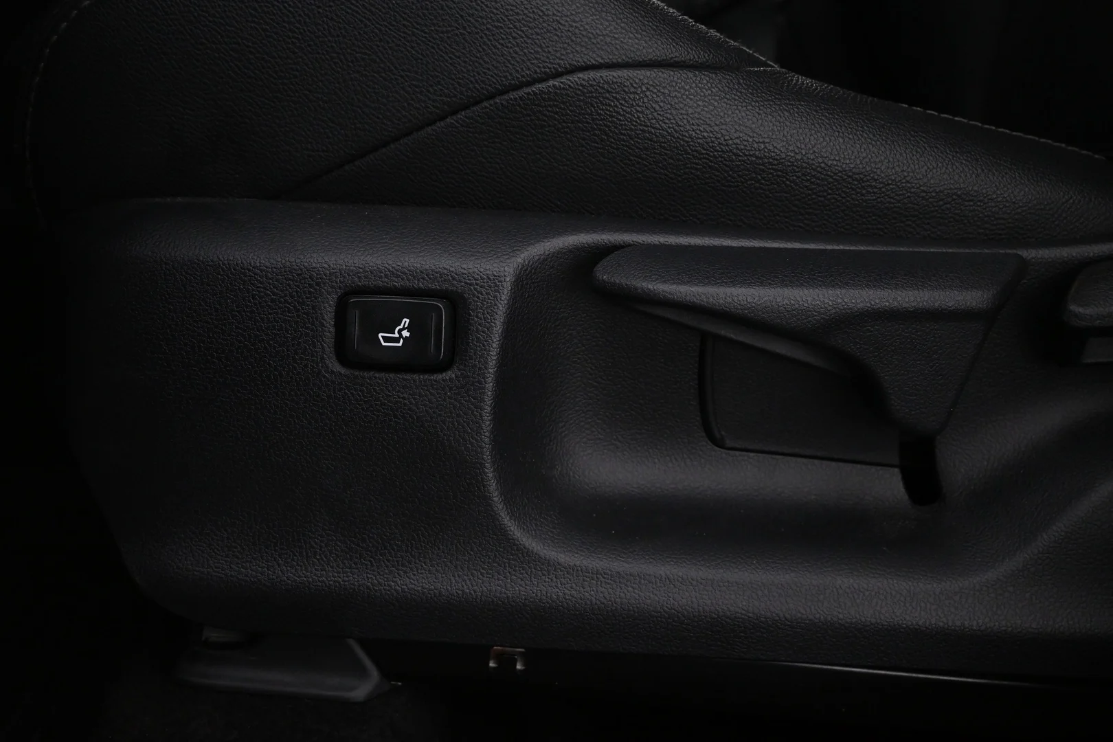 Car Image - 7Jsq83IFjLmw4o1KXUrorb