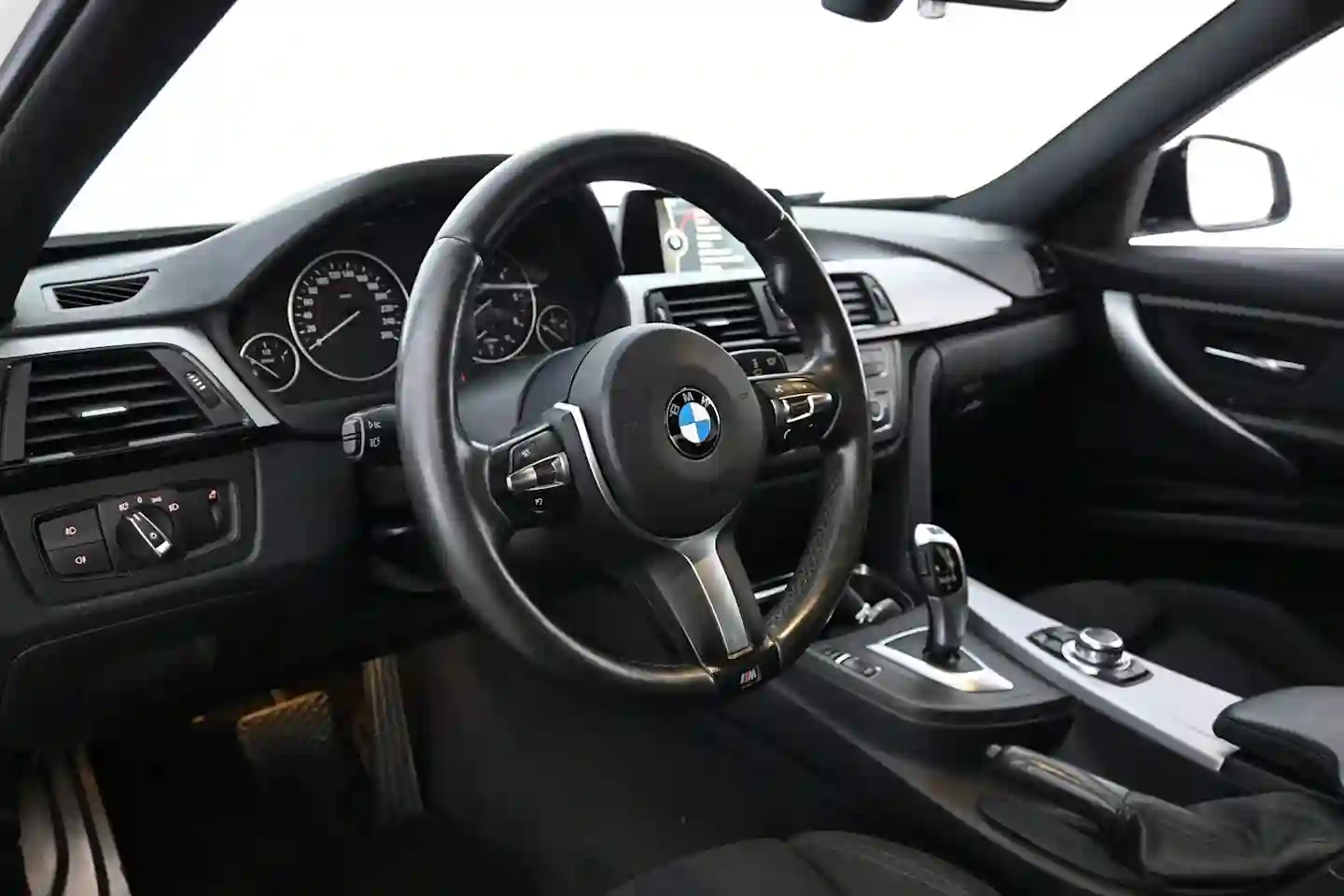 Car Image - 3O3A2vwZsWXRz2f7SdScwn