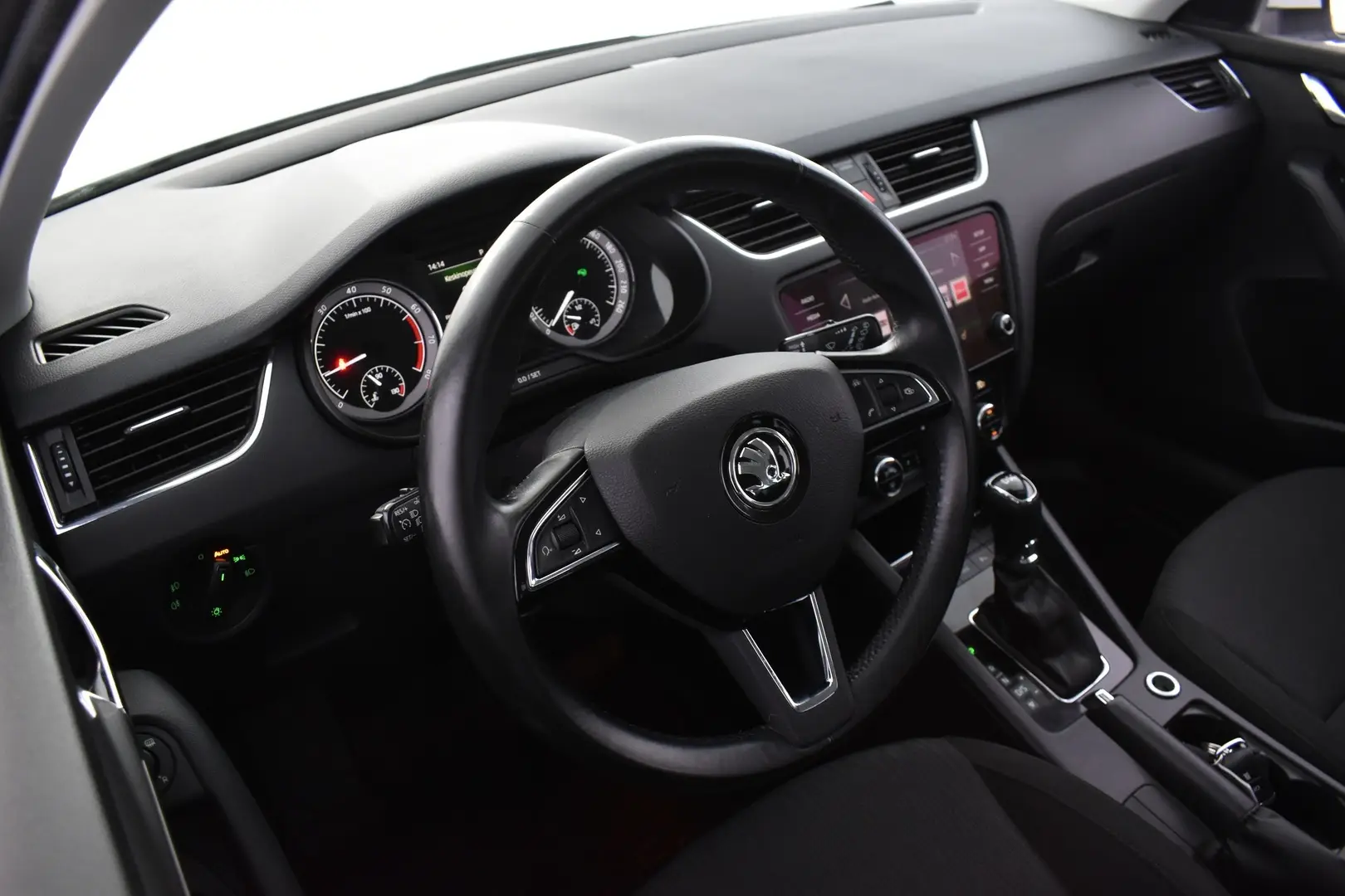 Car Image - hq1tnSlZBYnNN7o93qcrJ