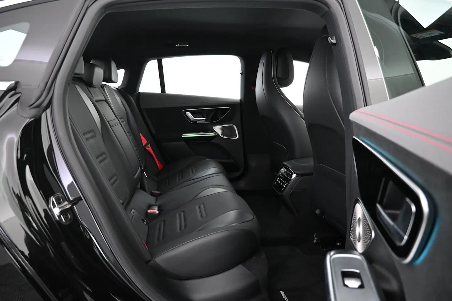 Car Image - 7tN7AoOpuQoHCrWbvqMLU7