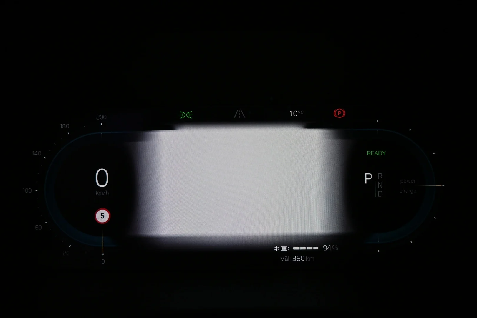 Car Image - 5ahwXkM3wurUkDDDPxl7w0