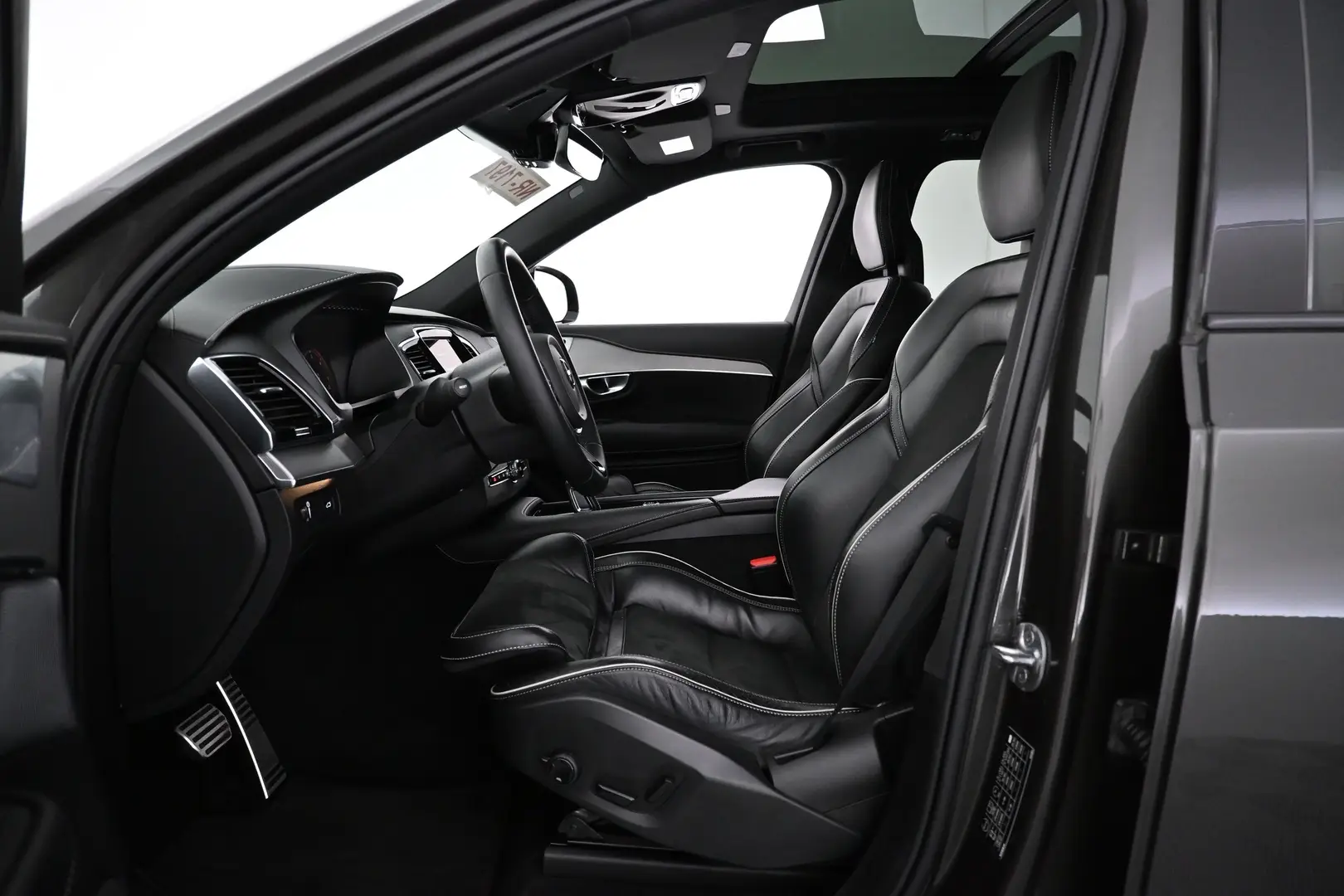 Car Image - 7B9VynScUTWYIRBb1A3TlI