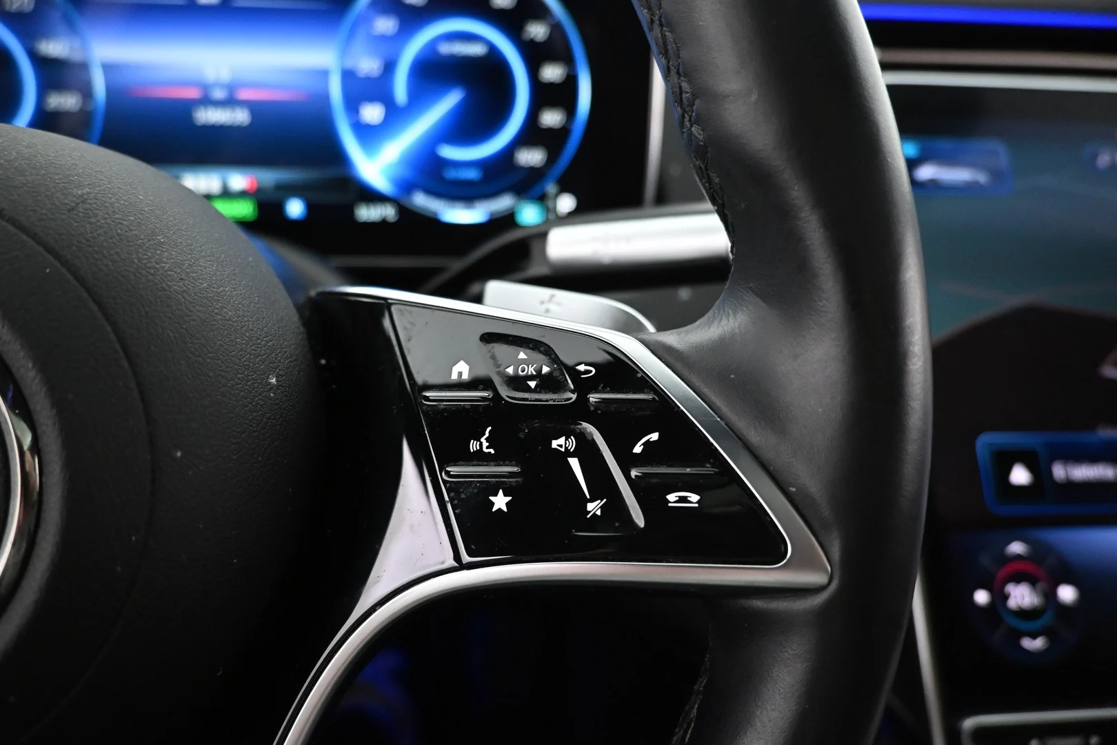 Car Image - o59yqJXqLMJhj06VcIu0A