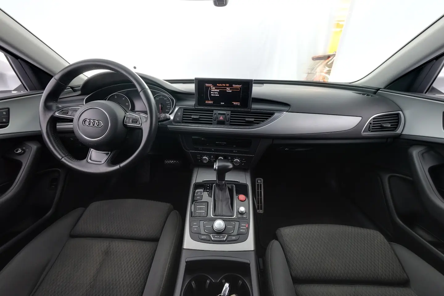 Car Image - 5fEyxNKBZ3o1Ebz3iD7k3B