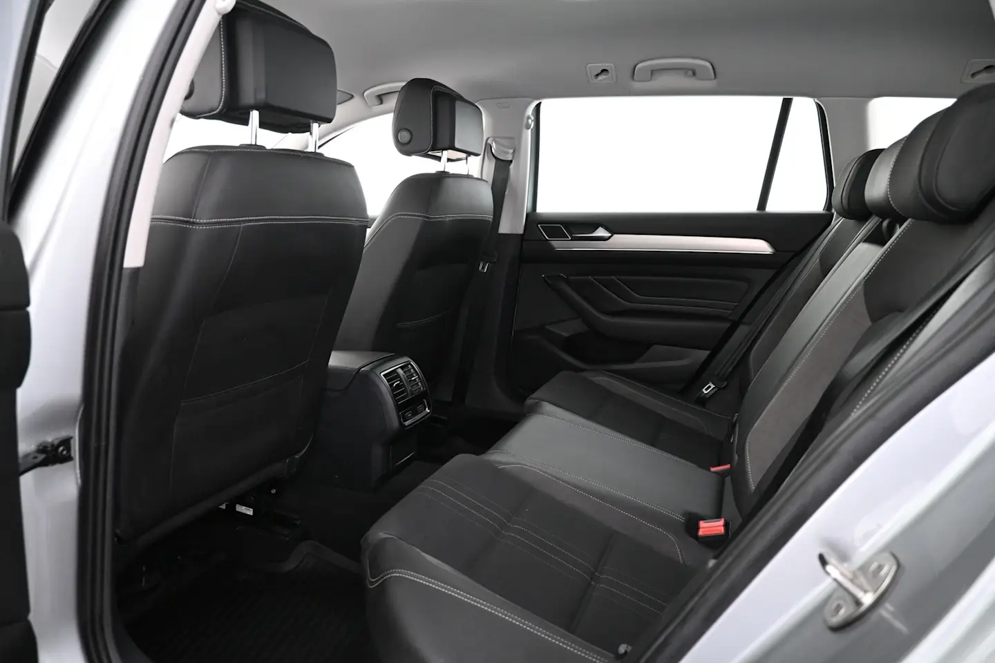Car Image - 2JTnEZYd6C6Beq0T0ynYla