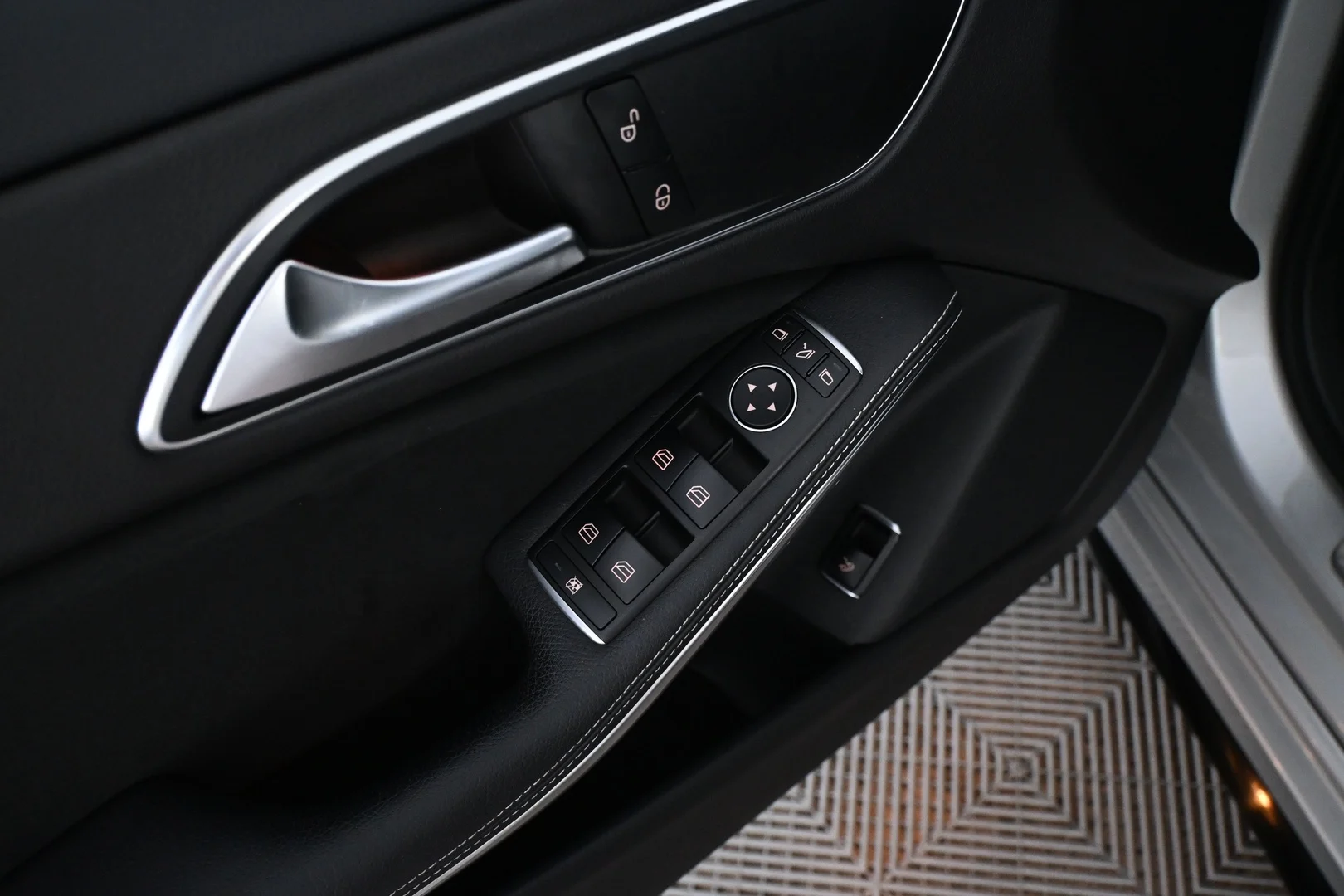 Car Image - 2MSduN6XWGHCKKcryJrbwG