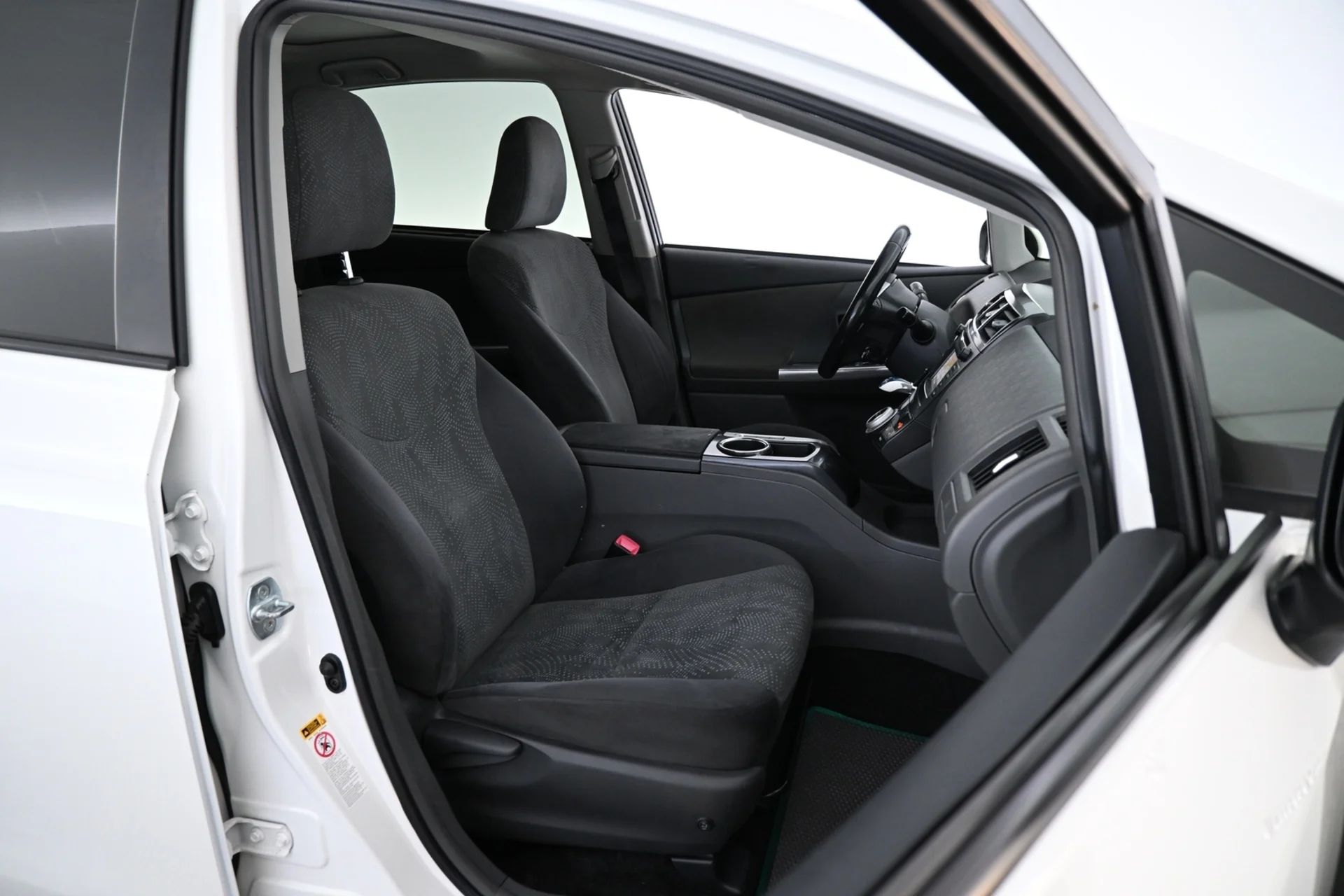 Car Image - 6laHVd773yGhhqTLHjg3PH