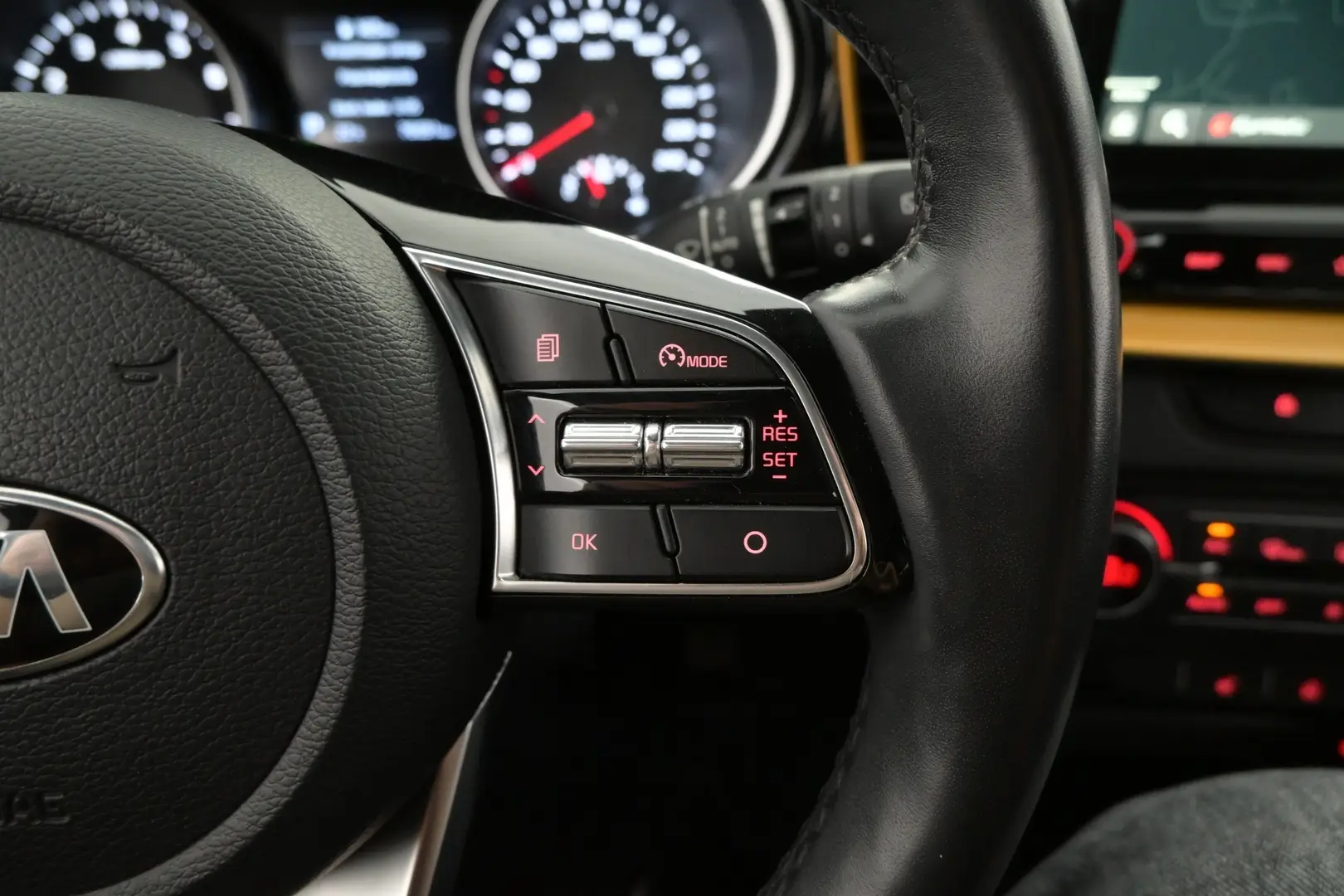 Car Image - 1J2ak7NvMGh4XkfnKpQIK5